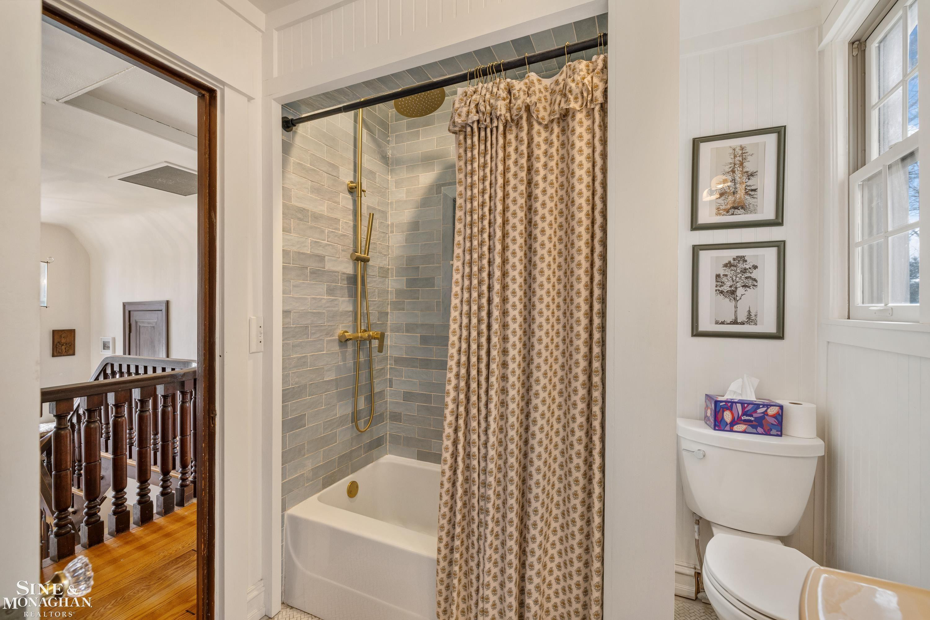1041 Lochmoor Boulevard, Grosse Pointe Woods, MI 48236 — Photo 46