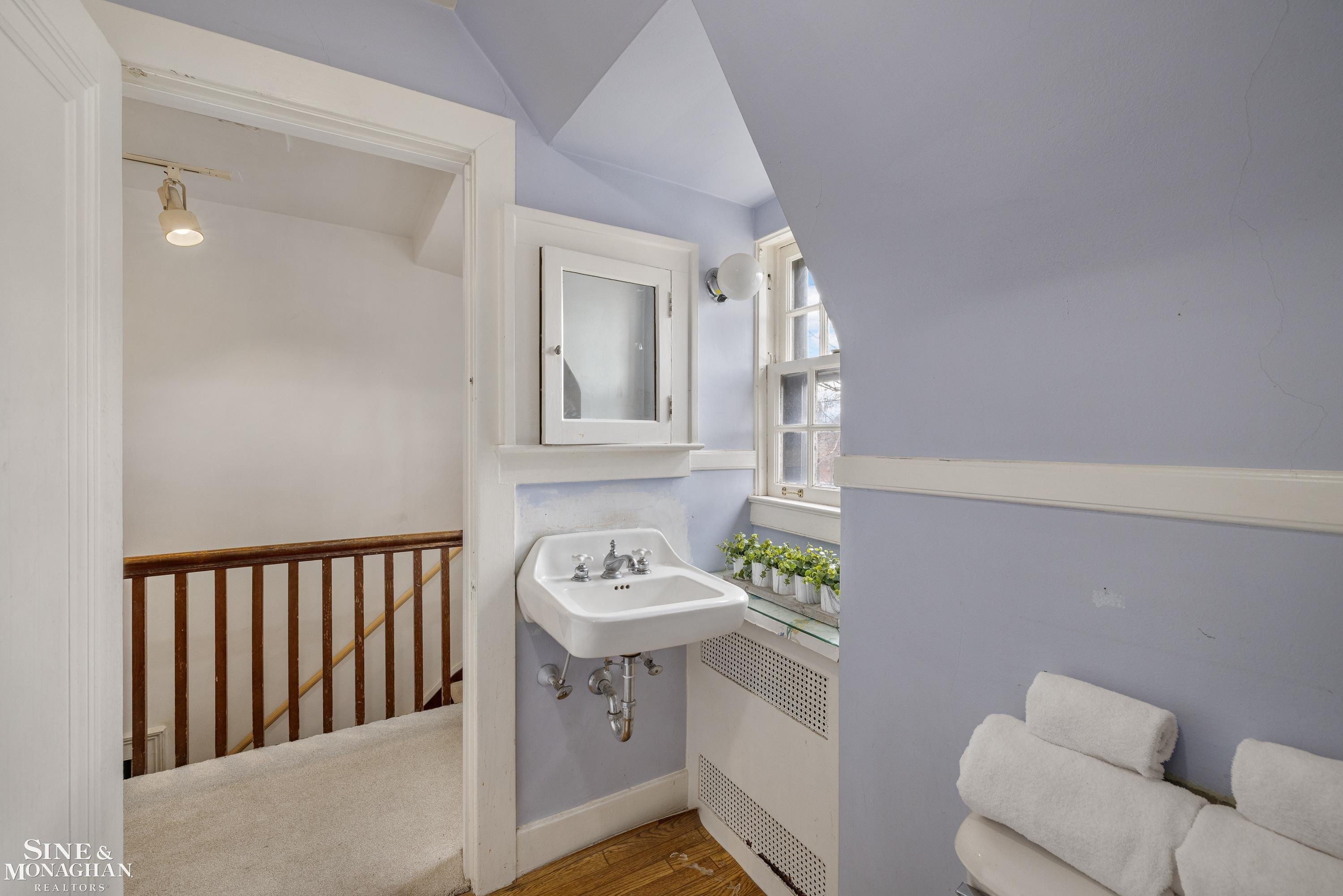 1041 Lochmoor Boulevard, Grosse Pointe Woods, MI 48236 — Photo 54