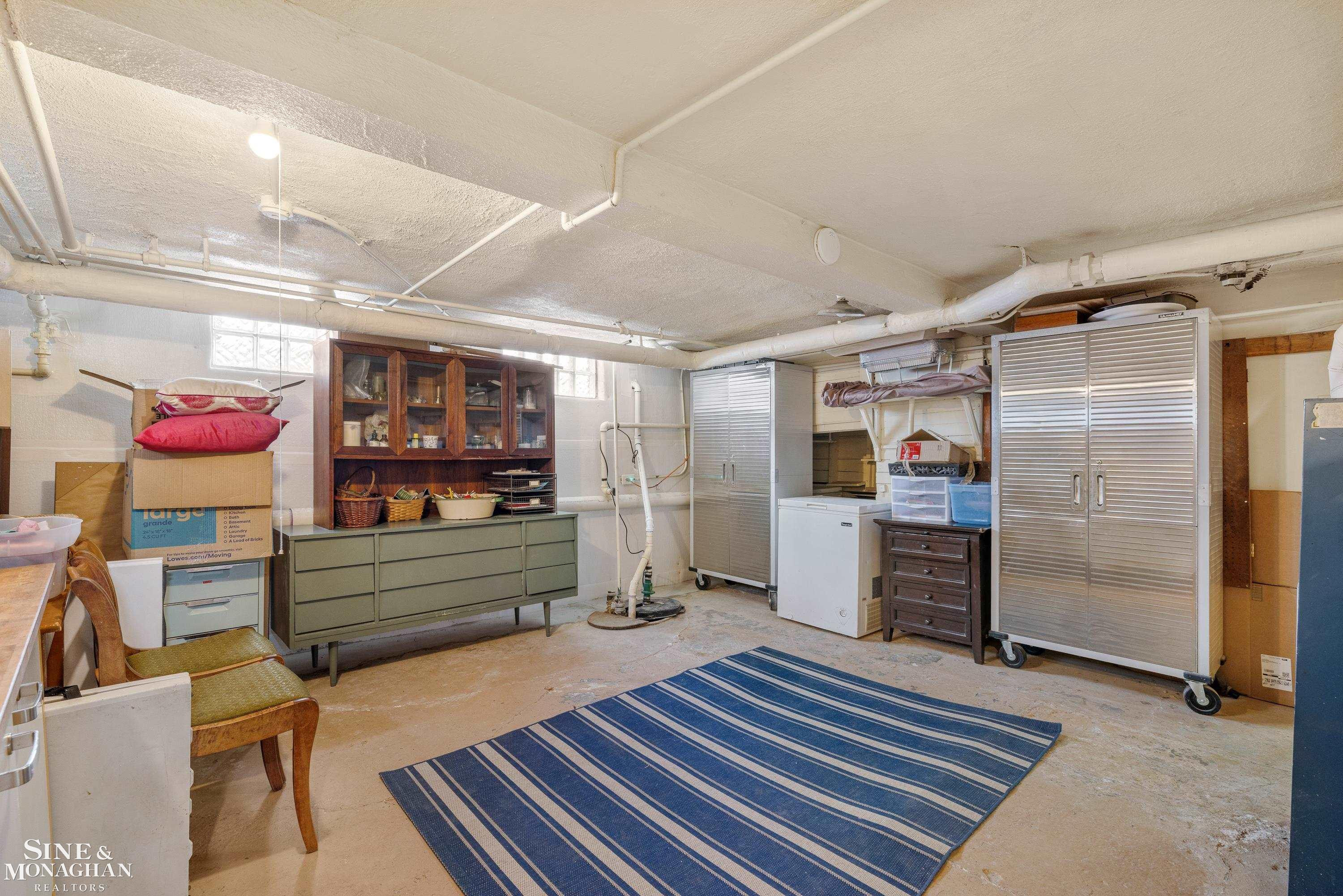 1041 Lochmoor Boulevard, Grosse Pointe Woods, MI 48236 — Photo 57