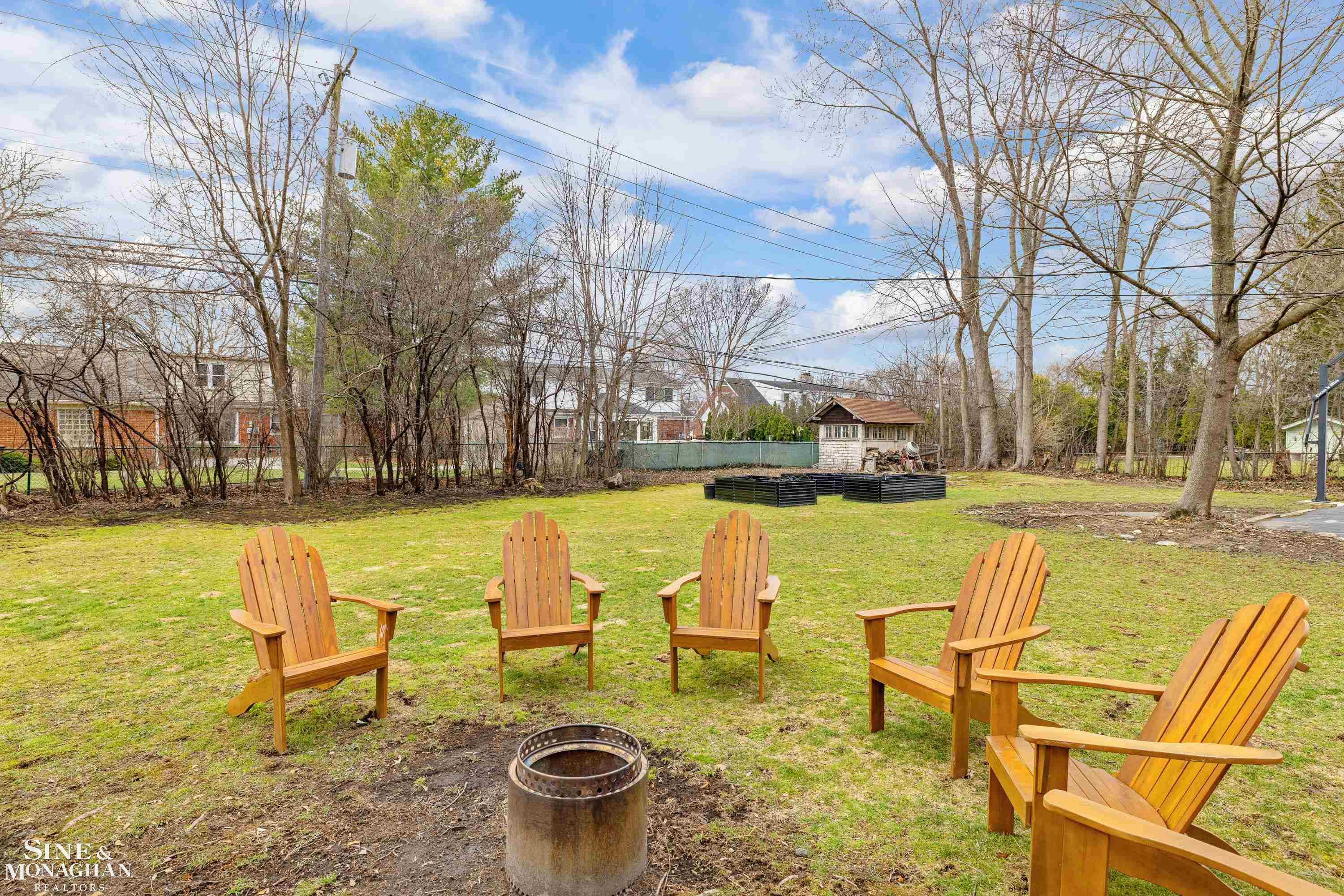 1041 Lochmoor Boulevard, Grosse Pointe Woods, MI 48236 — Photo 60