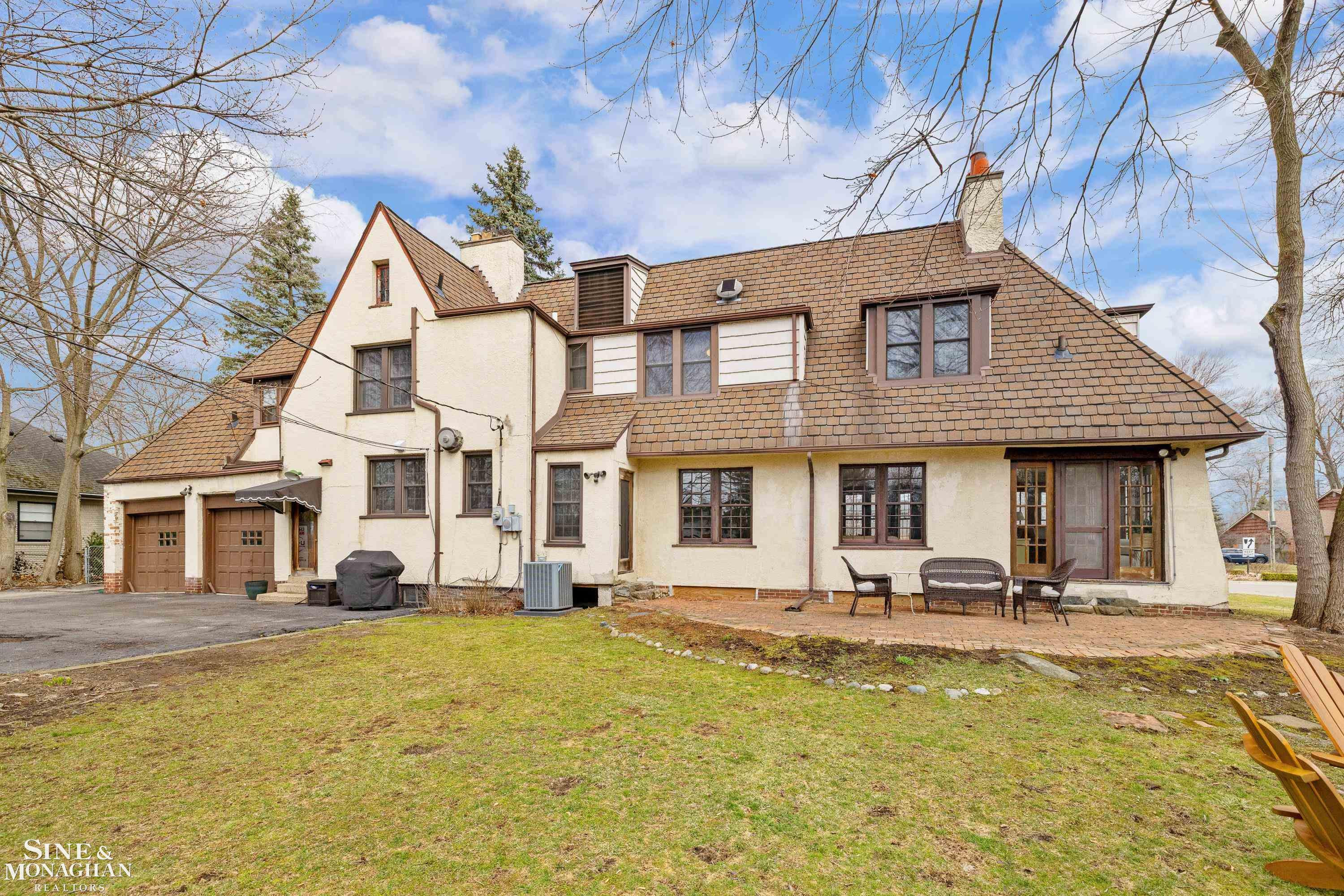 1041 Lochmoor Boulevard, Grosse Pointe Woods, MI 48236 — Photo 62