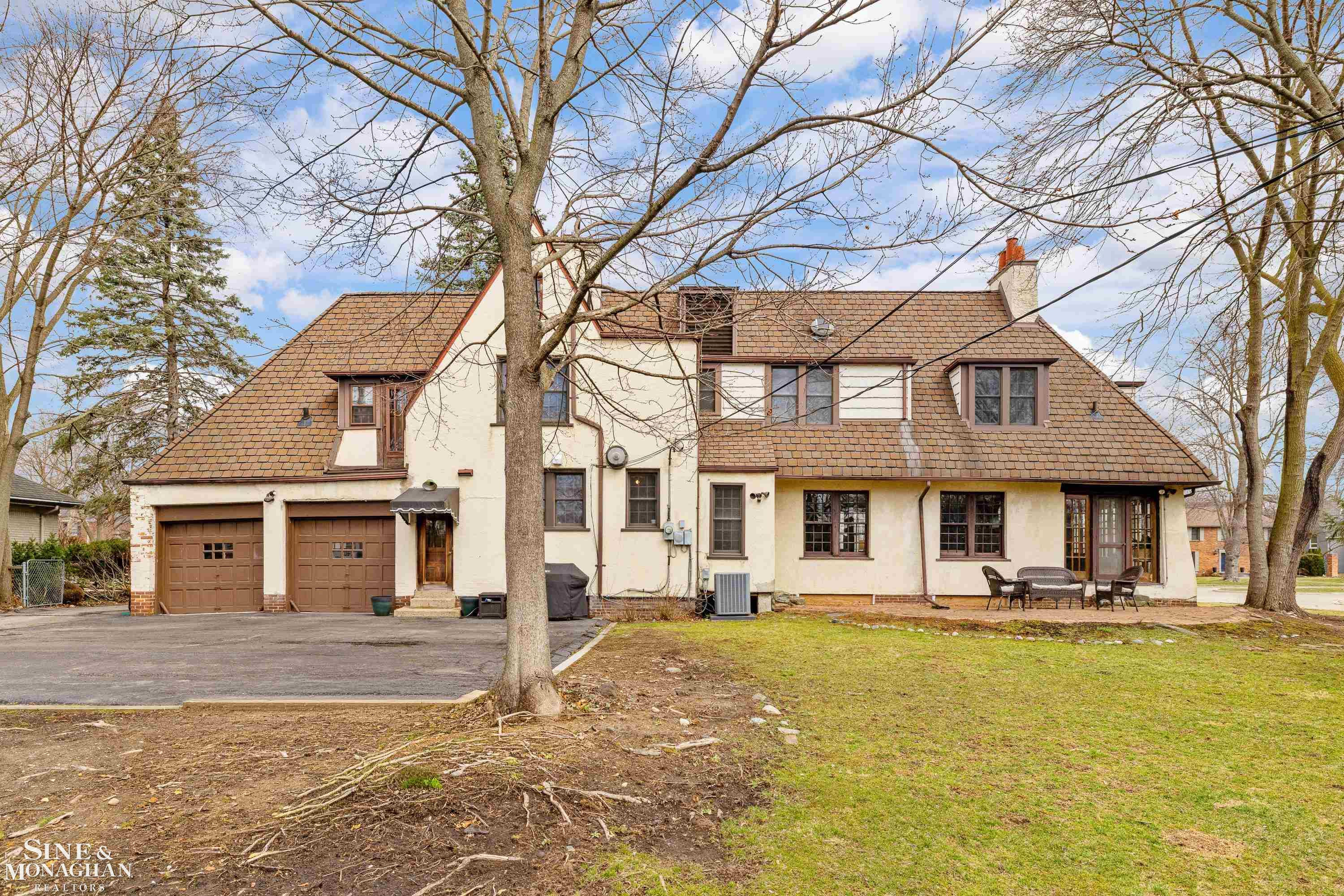 1041 Lochmoor Boulevard, Grosse Pointe Woods, MI 48236 — Photo 63