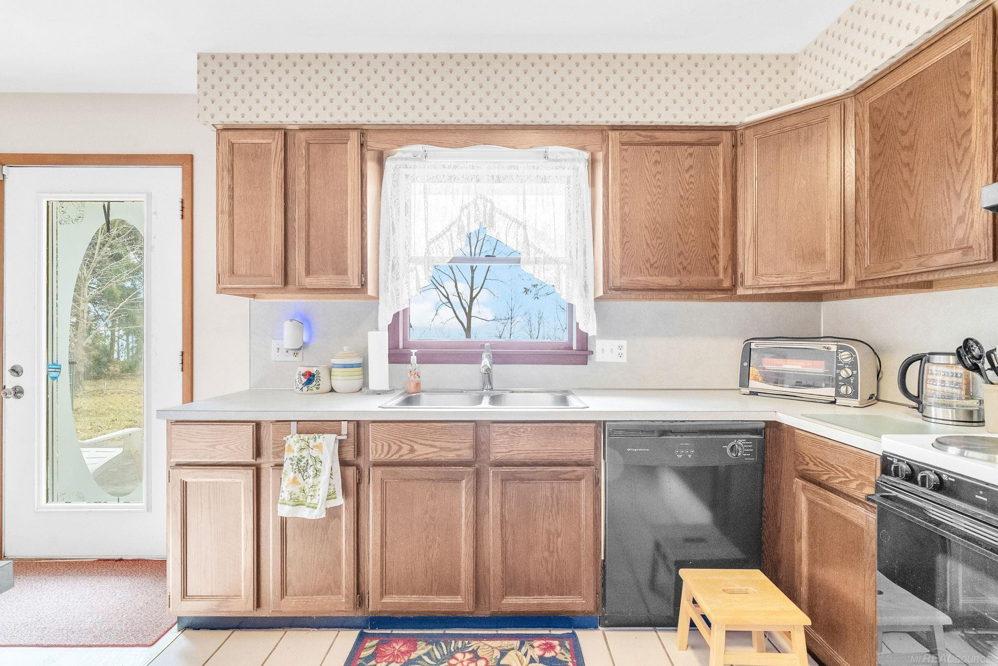 3455 (b) Lakeshore Road, Lexington, MI 48450 — Photo 11