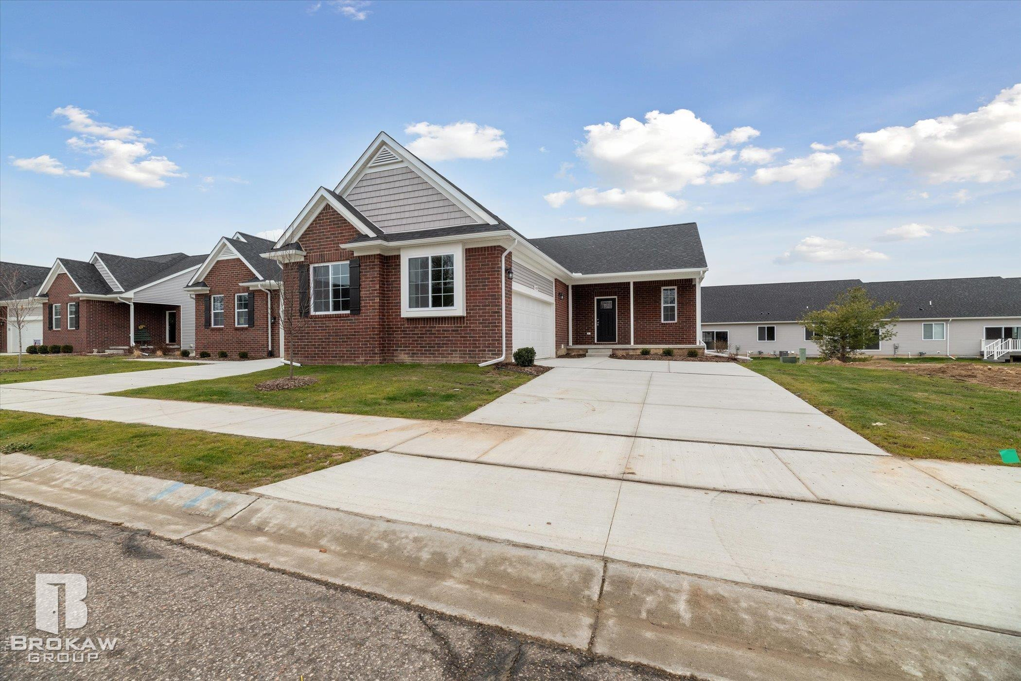 1437 Luxington Drive, Lapeer, MI 48446 — Photo 3