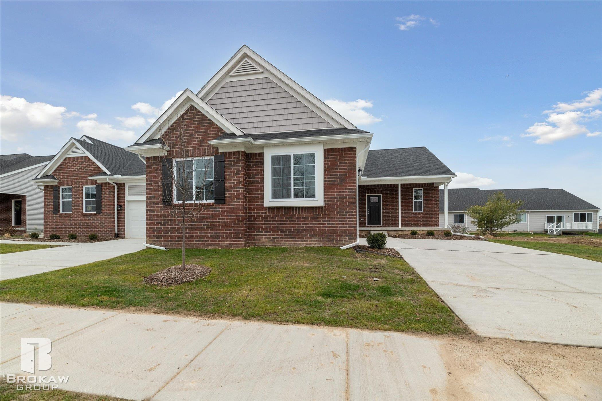 1437 Luxington Drive, Lapeer, MI 48446 — Photo 4