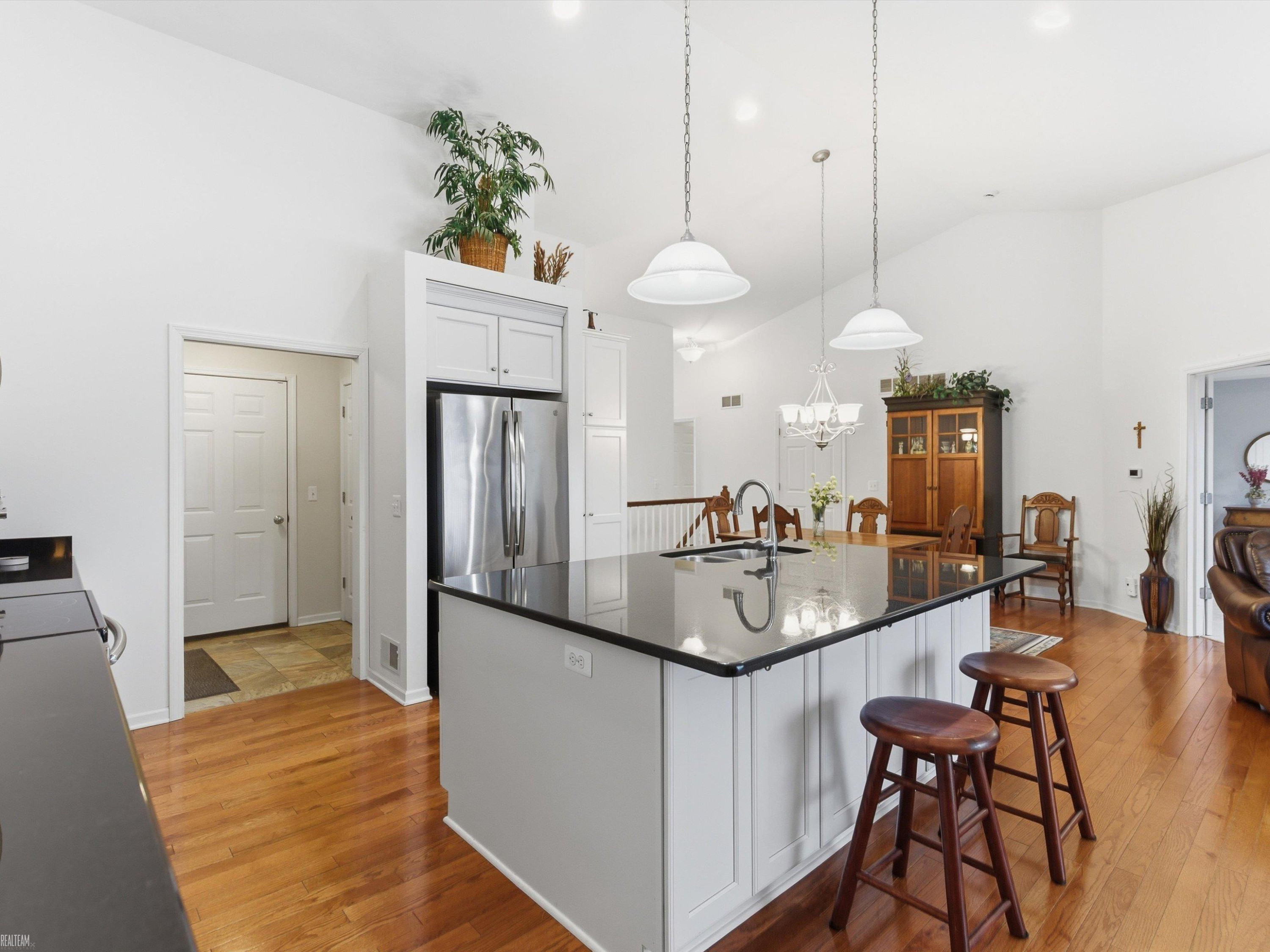375 Devonshire Drive, Lapeer, MI 48446 — Photo 12