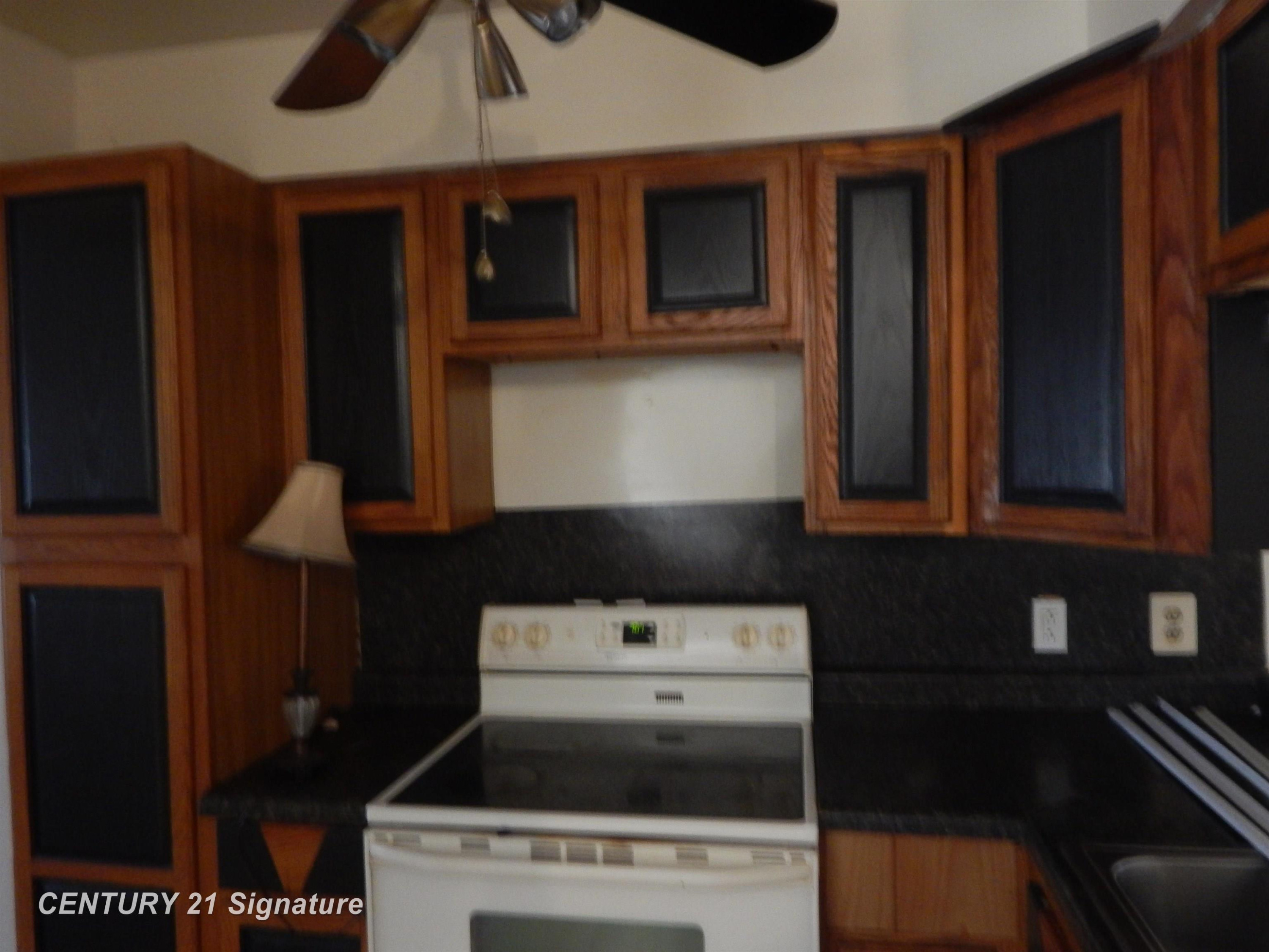 5444 Mendel Berger Drive, Flint, MI 48505 — Photo 5