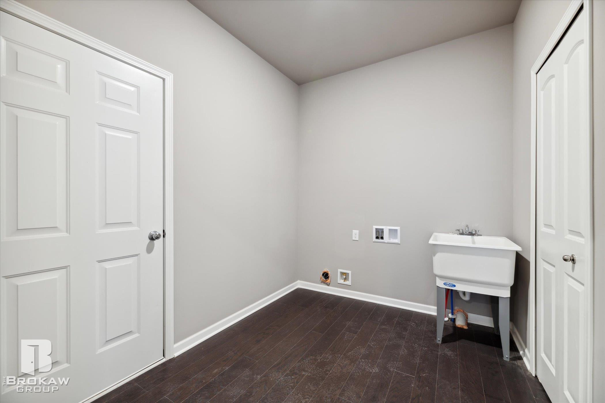 1437 Luxington Drive, Lapeer, MI 48446 — Photo 18