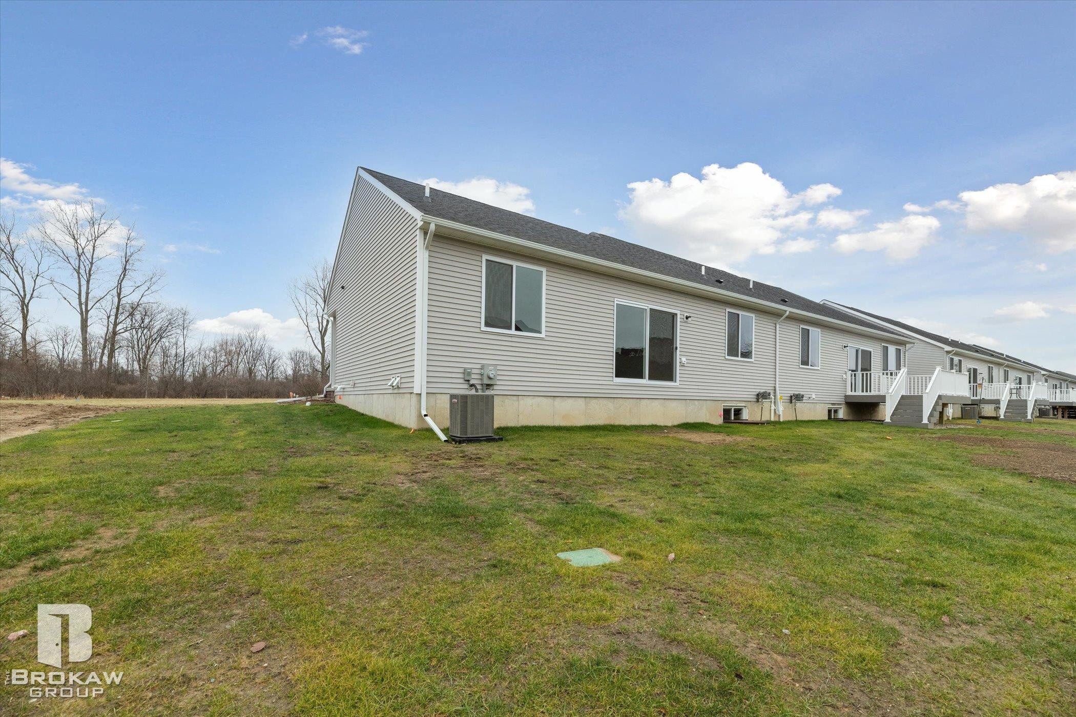 1437 Luxington Drive, Lapeer, MI 48446 — Photo 37