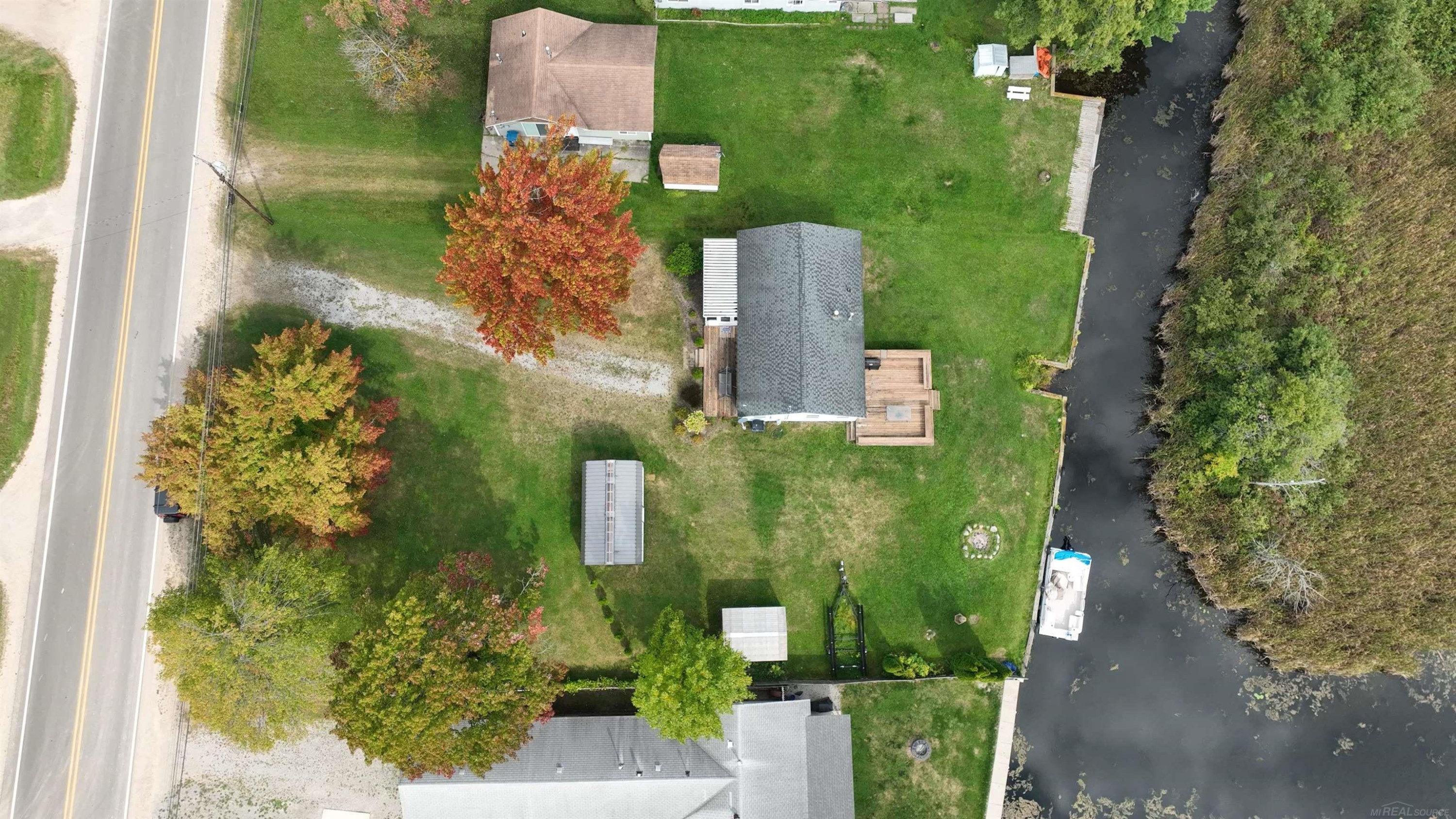 13508 W. Shore Drive Drive, Houghton Lake, MI 48629 — Photo 5