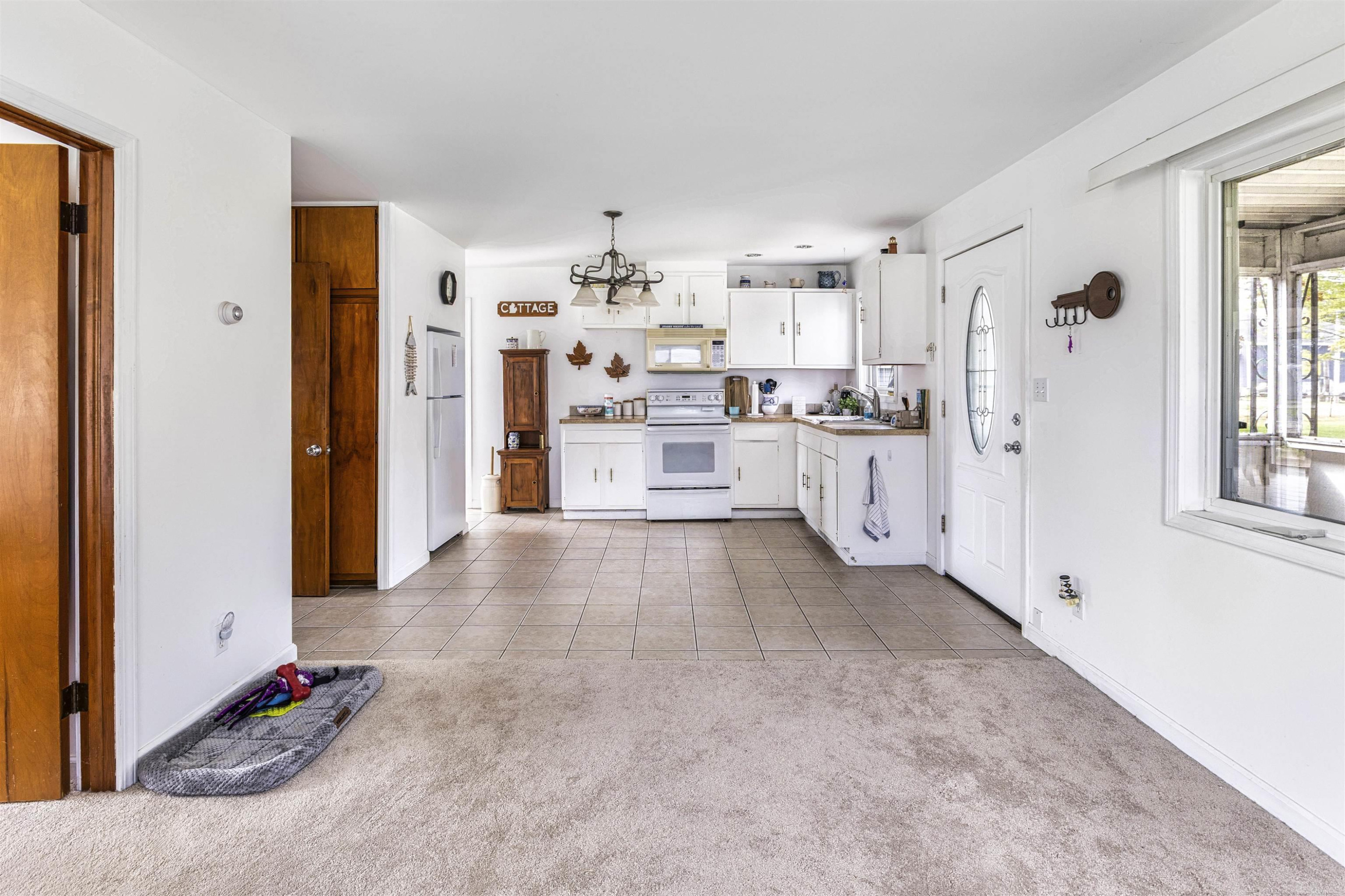 13508 W. Shore Drive Drive, Houghton Lake, MI 48629 — Photo 8