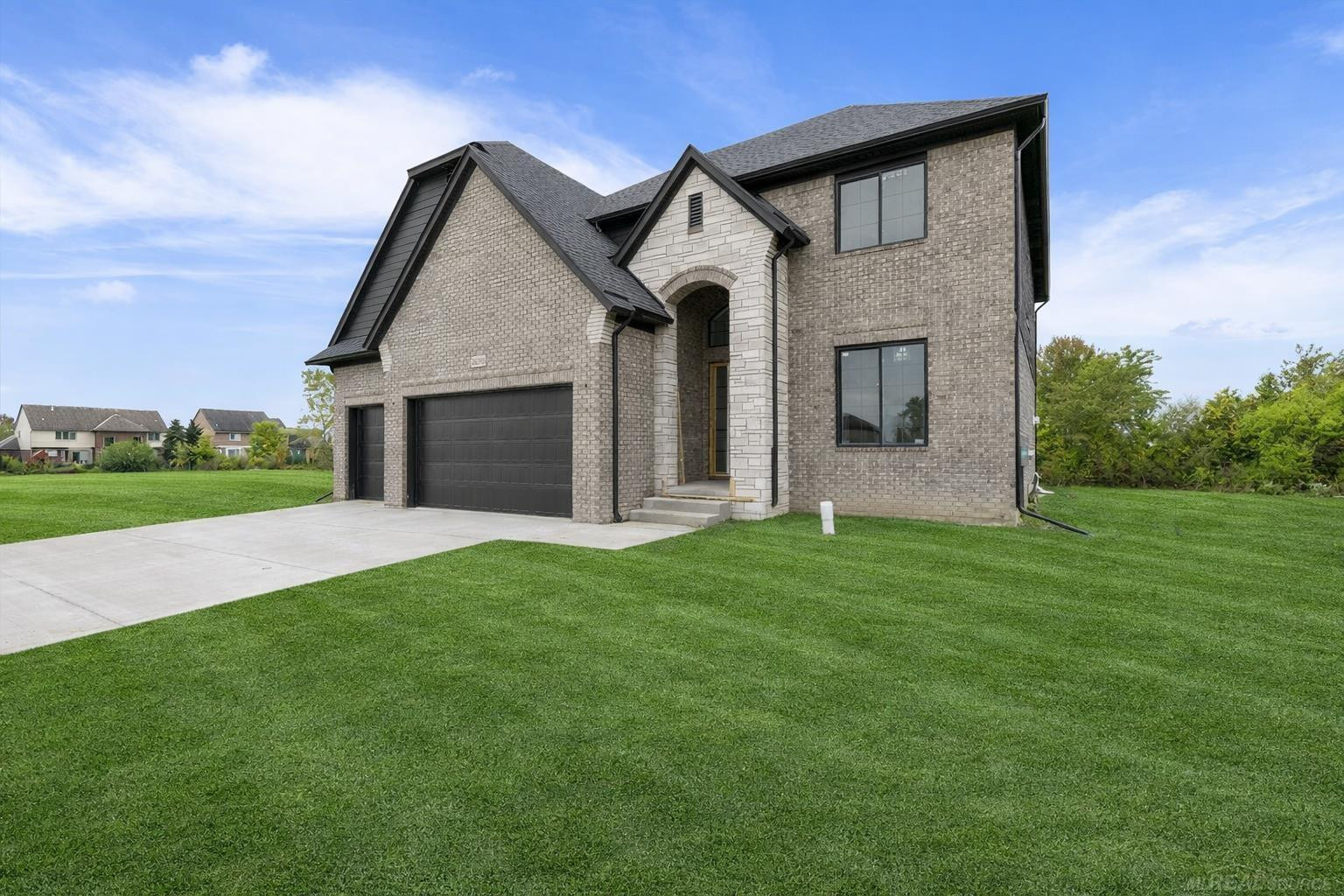 56703 Cortona Drive, Macomb, MI 48042 — Photo 2