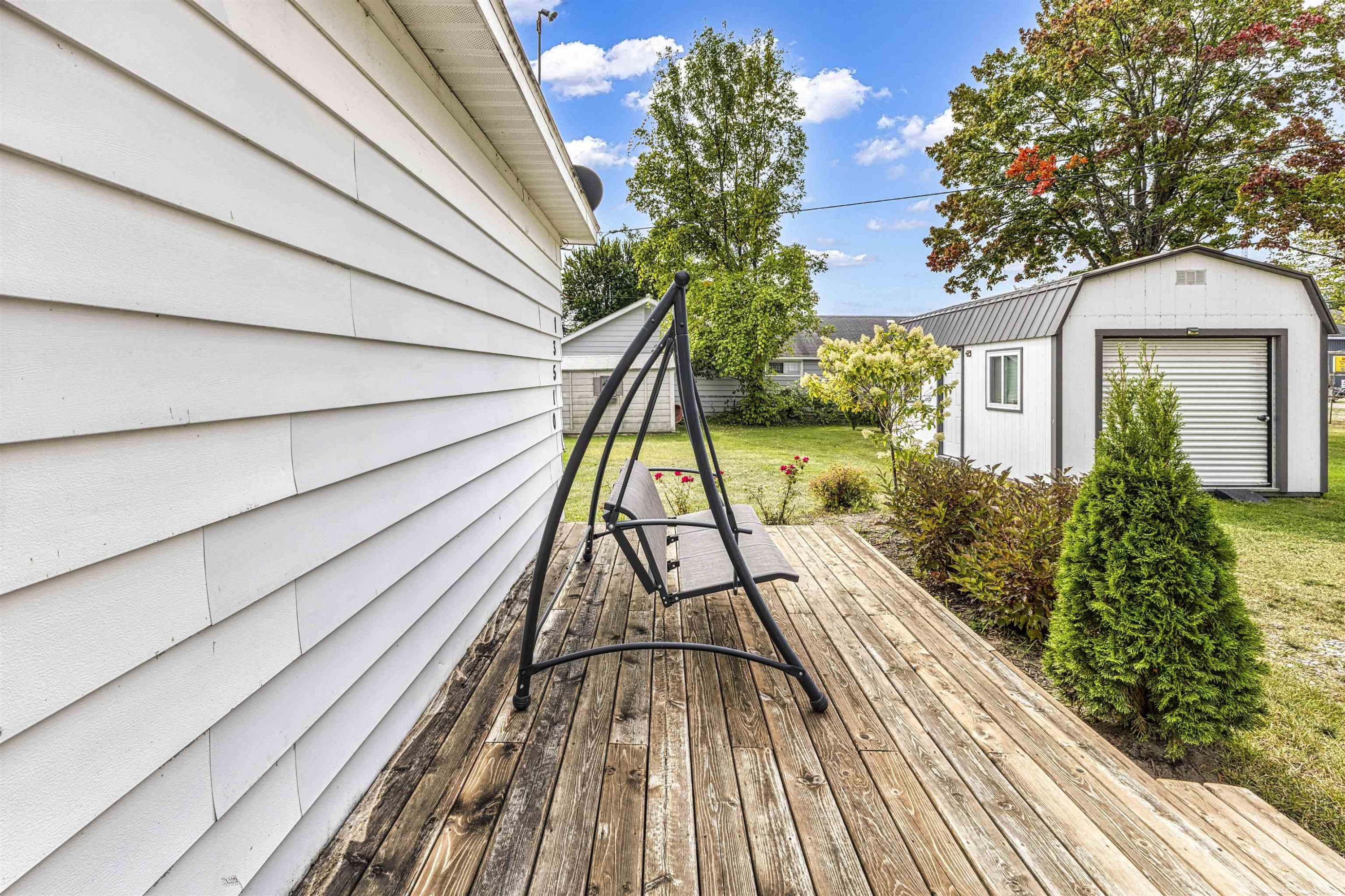 13508 W. Shore Drive Drive, Houghton Lake, MI 48629 — Photo 28
