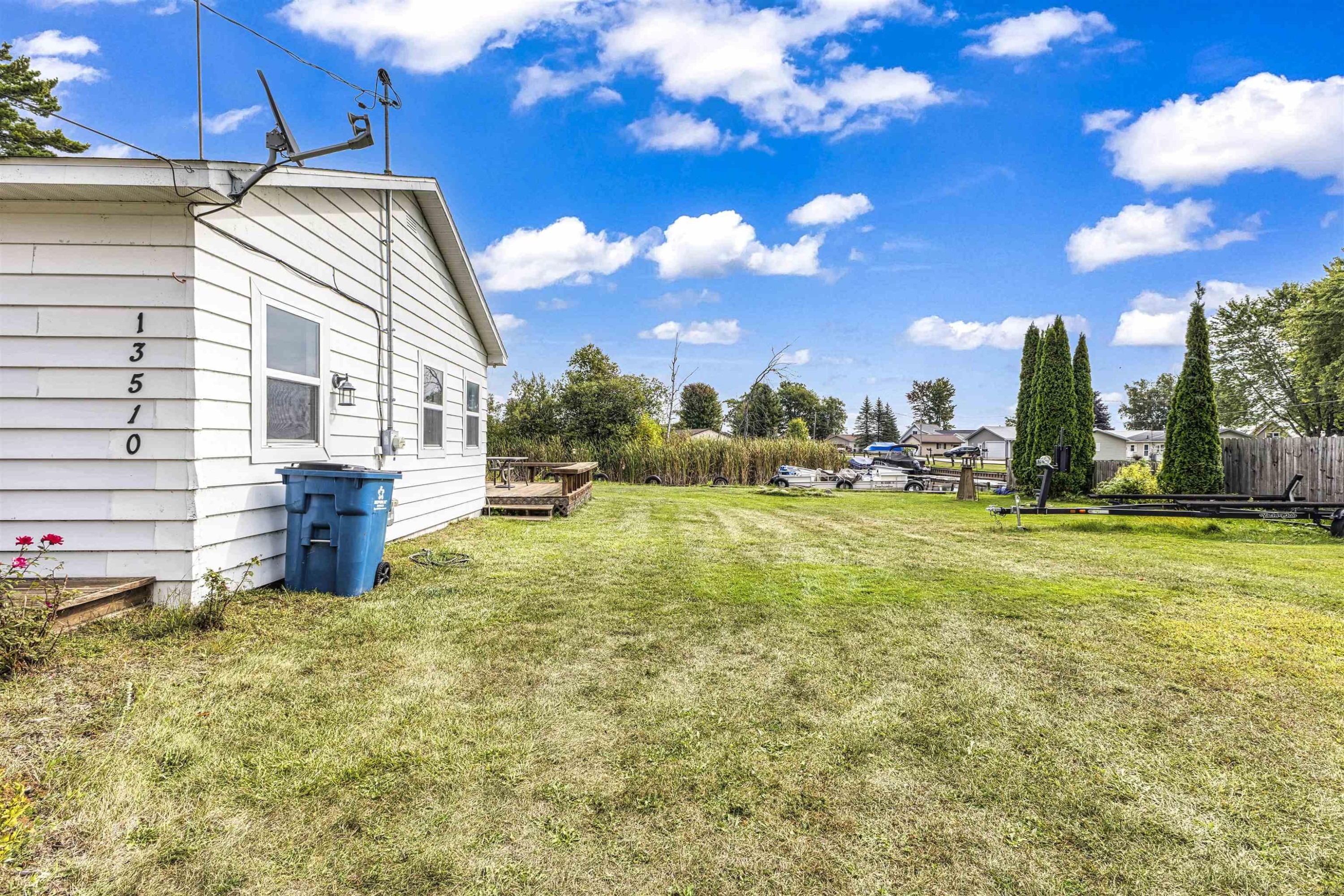 13508 W. Shore Drive Drive, Houghton Lake, MI 48629 — Photo 30