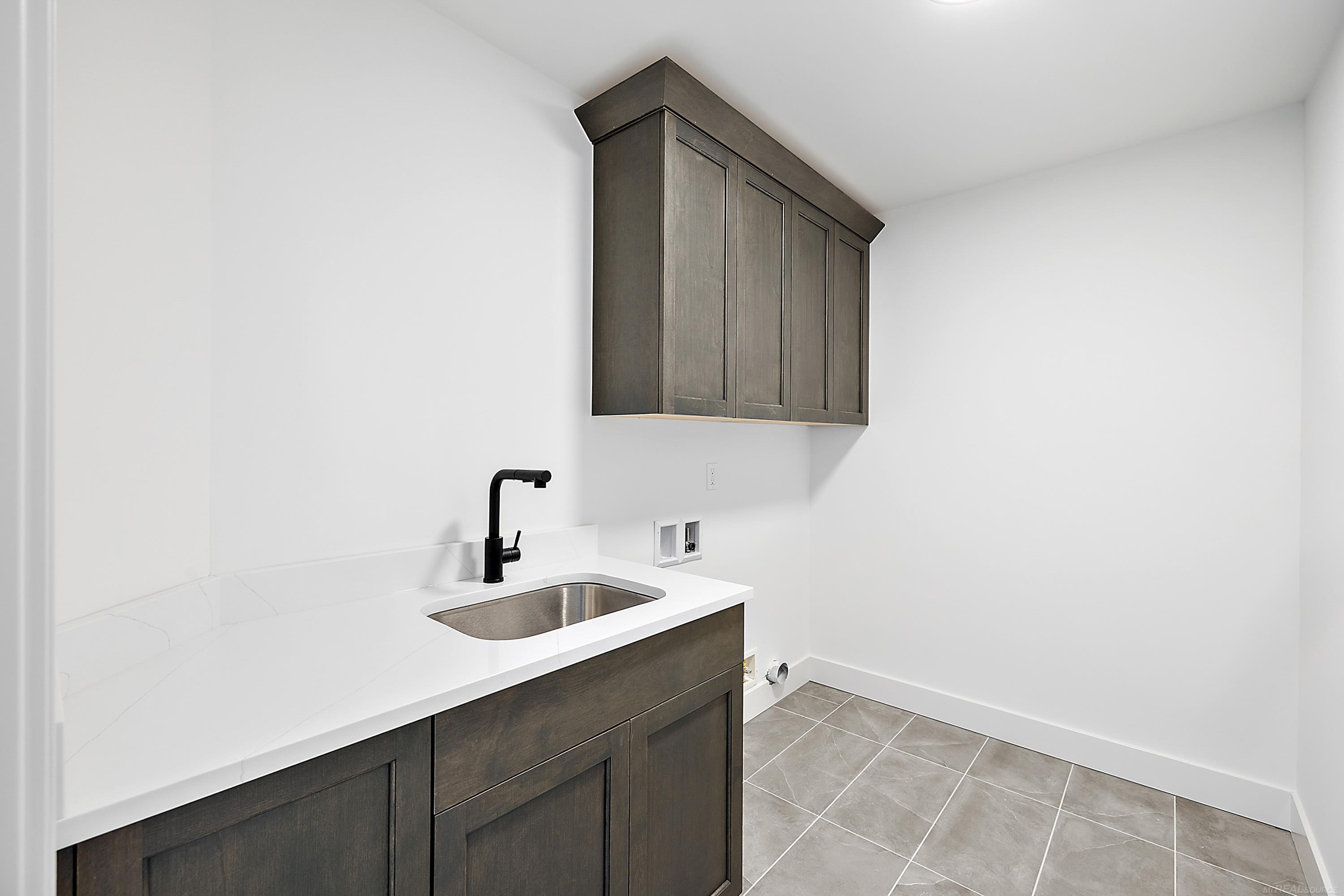 56703 Cortona Drive, Macomb, MI 48042 — Photo 40