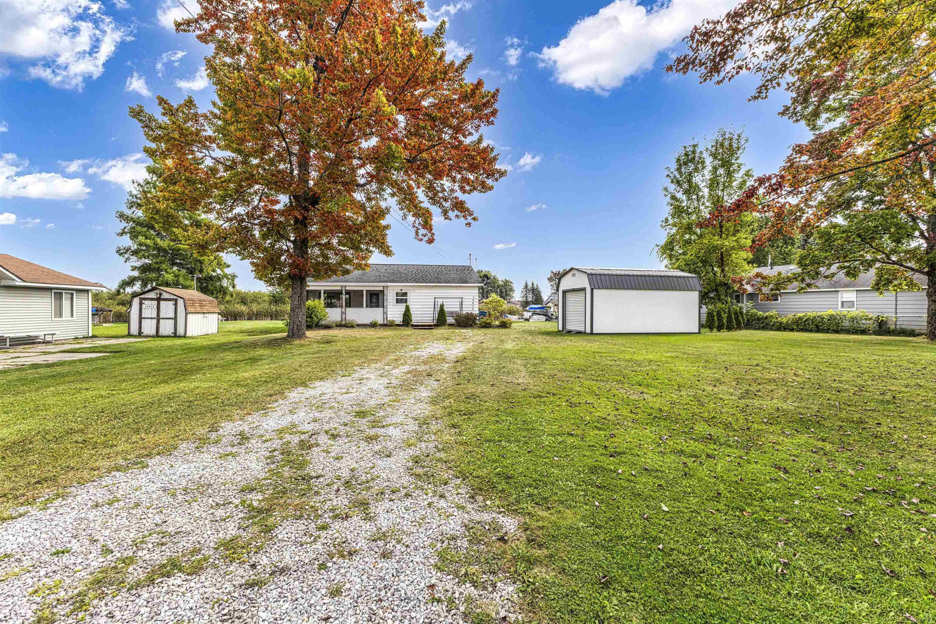 13508 W. Shore Drive Drive, Houghton Lake, MI 48629 — Photo 37