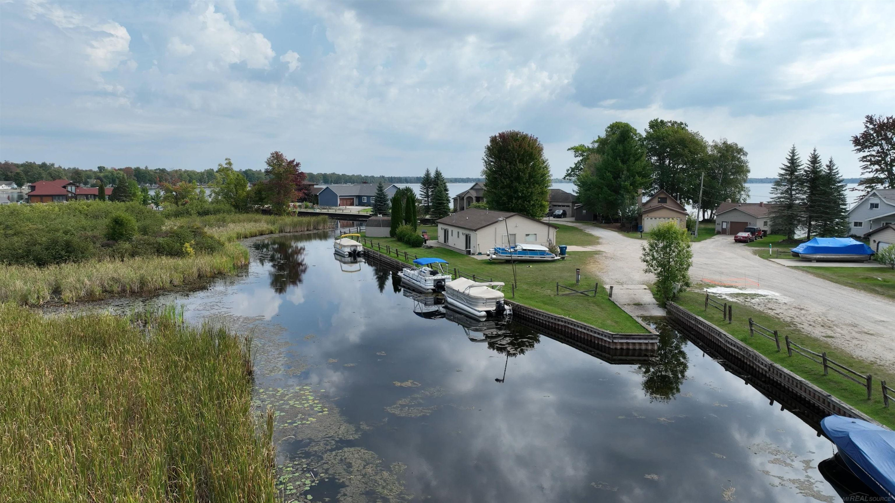 13508 W. Shore Drive Drive, Houghton Lake, MI 48629 — Photo 39