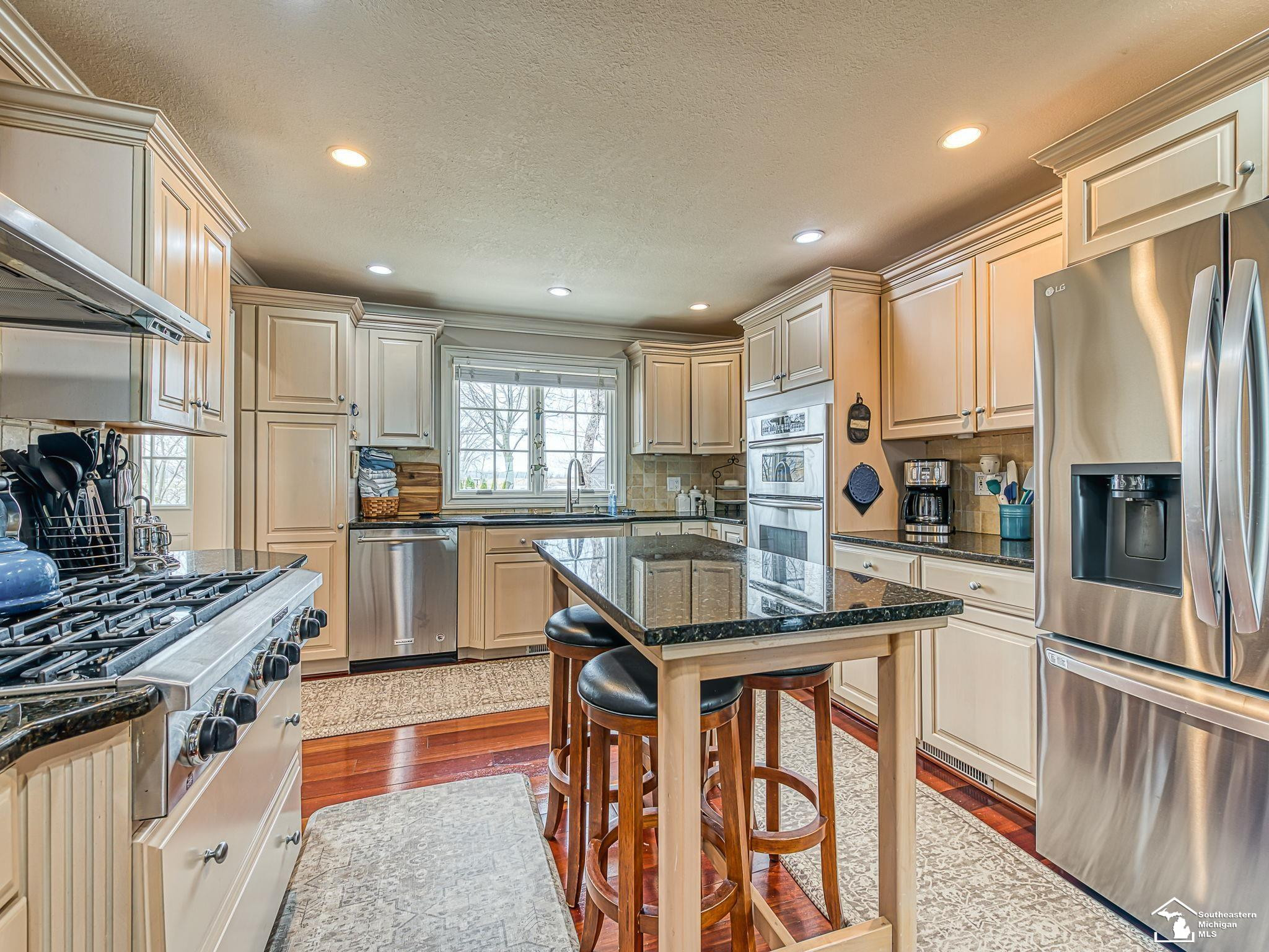 12710 N Lakeshore Drive, Monroe, MI — Photo 10