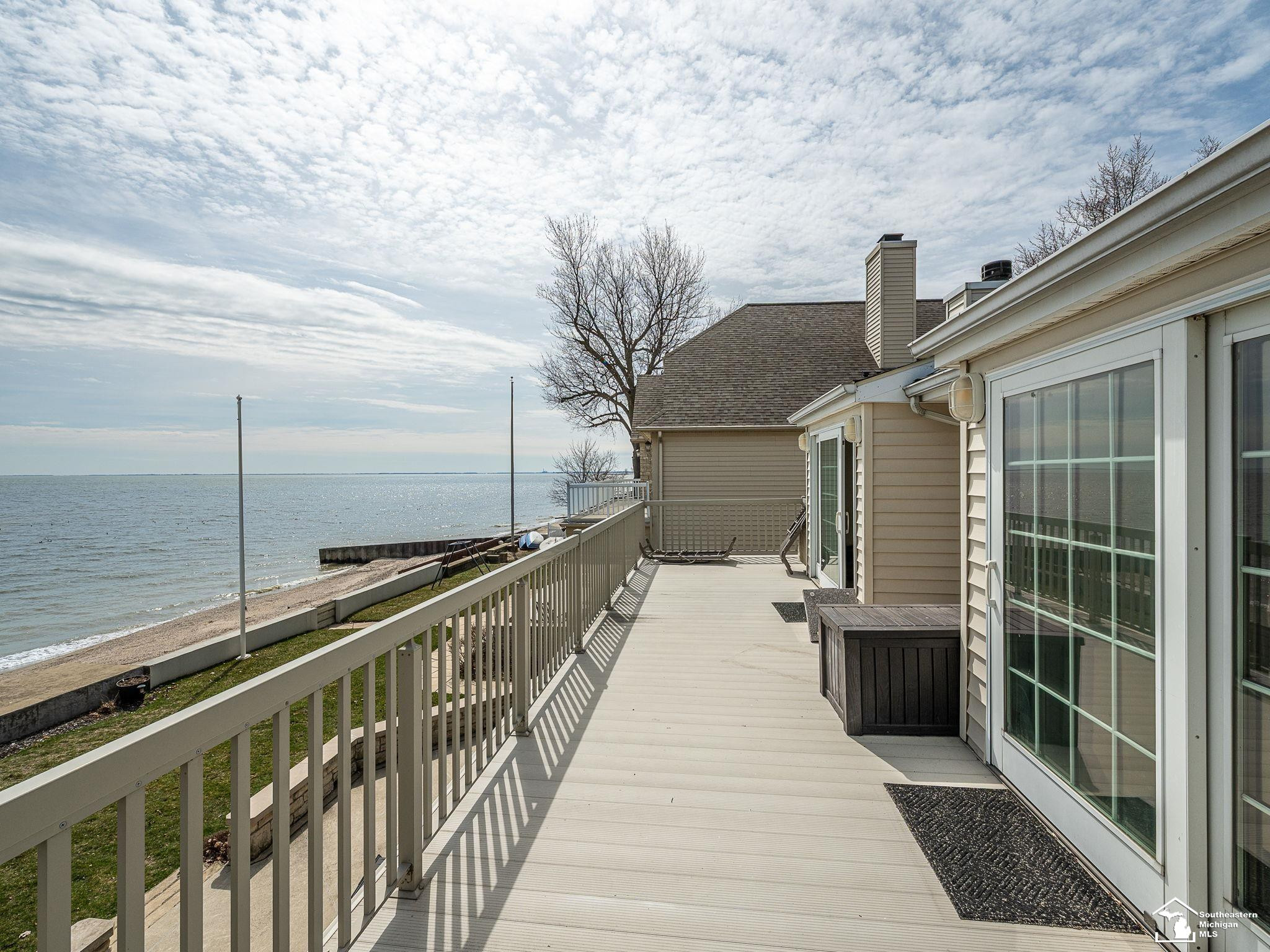 12710 N Lakeshore Drive, Monroe, MI — Photo 44