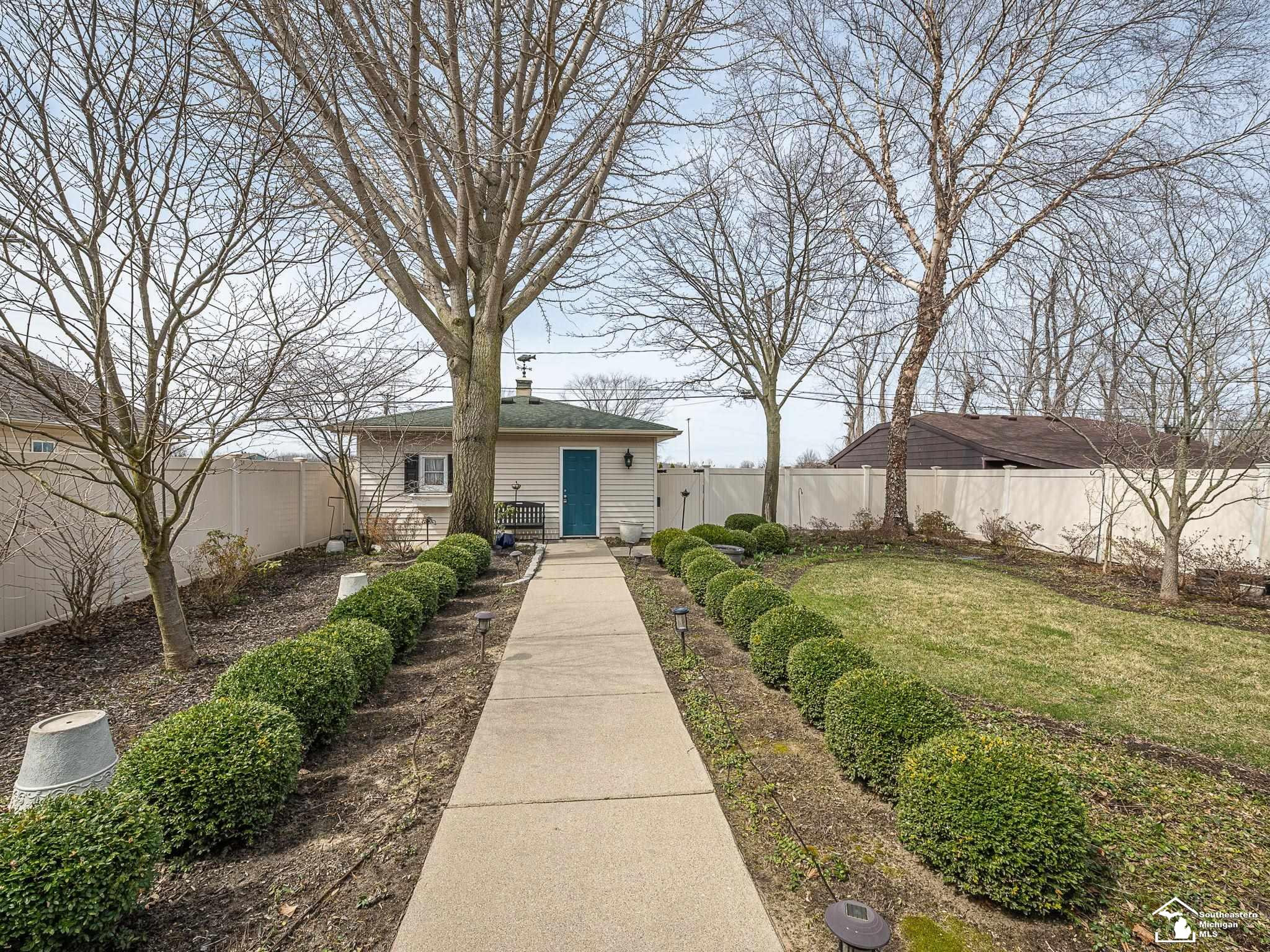 12710 N Lakeshore Drive, Monroe, MI — Photo 51