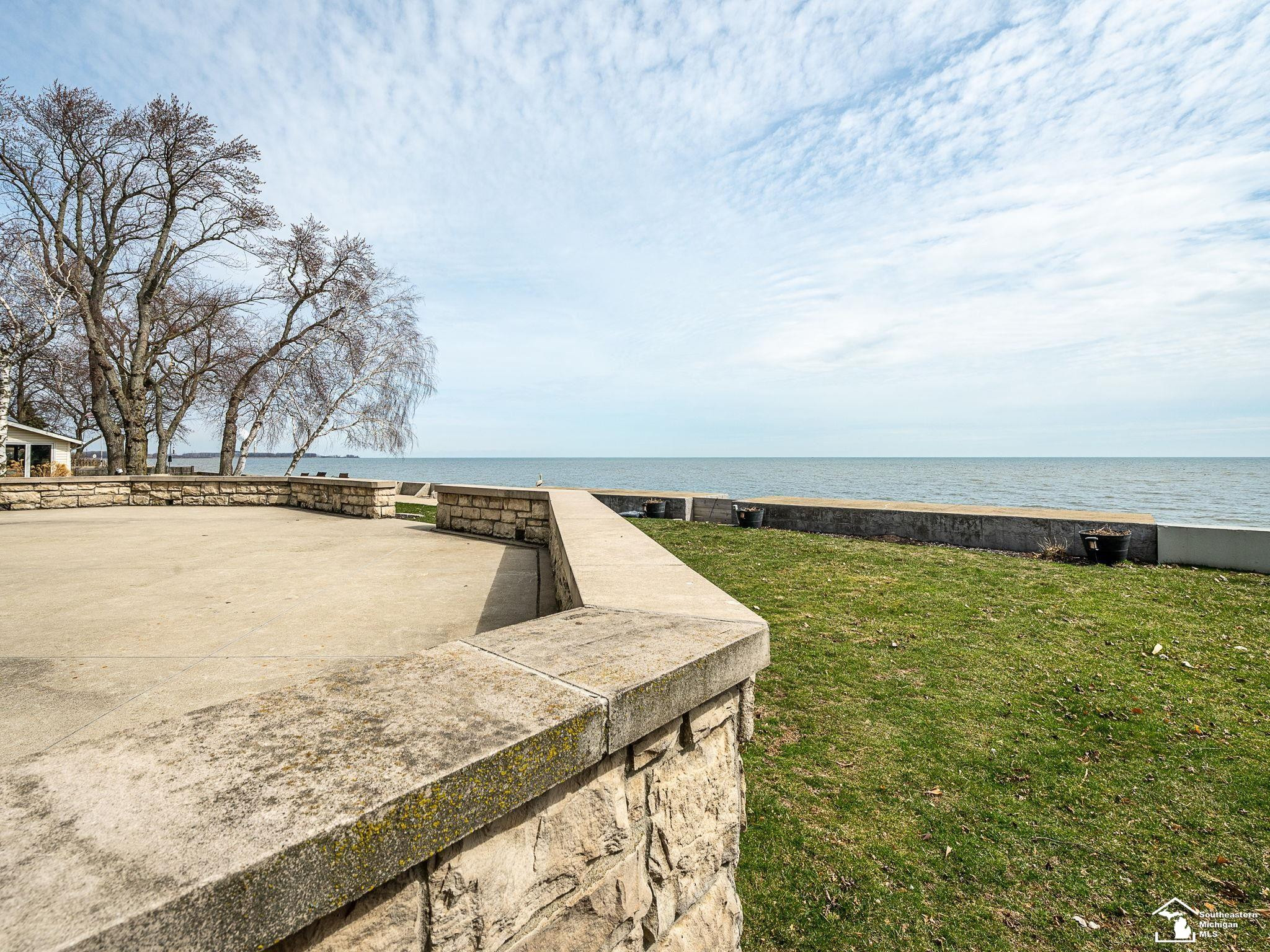 12710 N Lakeshore Drive, Monroe, MI — Photo 52