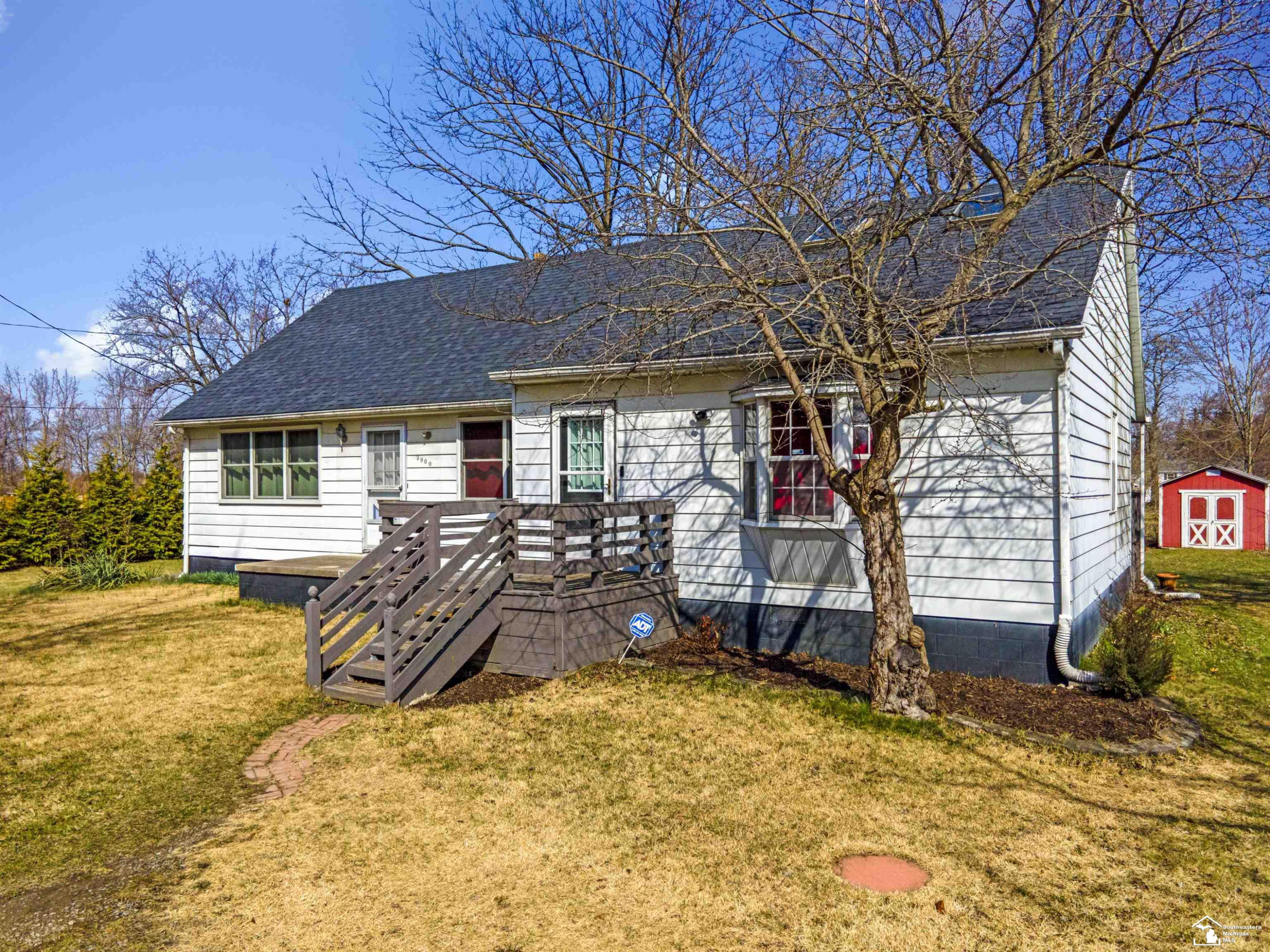 2900 Second Street, La Salle, MI — front exterior