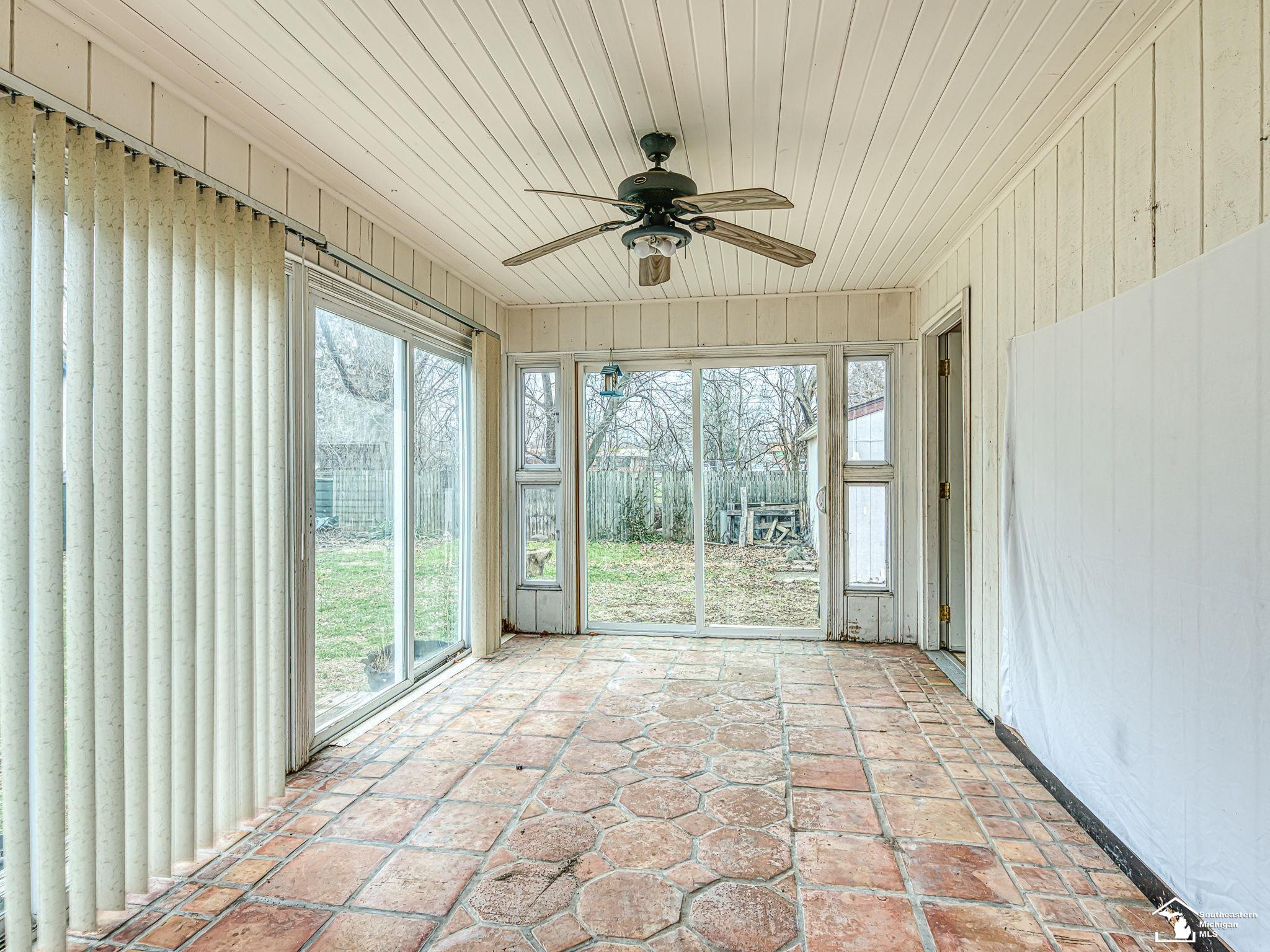 836 Lincoln Street, Jackson, MI 49202 — Photo 9