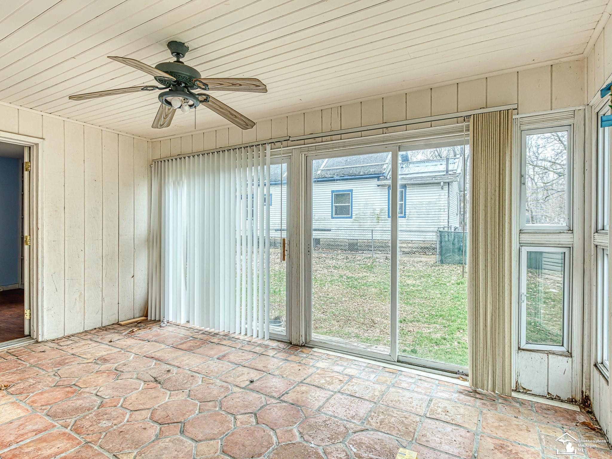 836 Lincoln Street, Jackson, MI 49202 — Photo 11