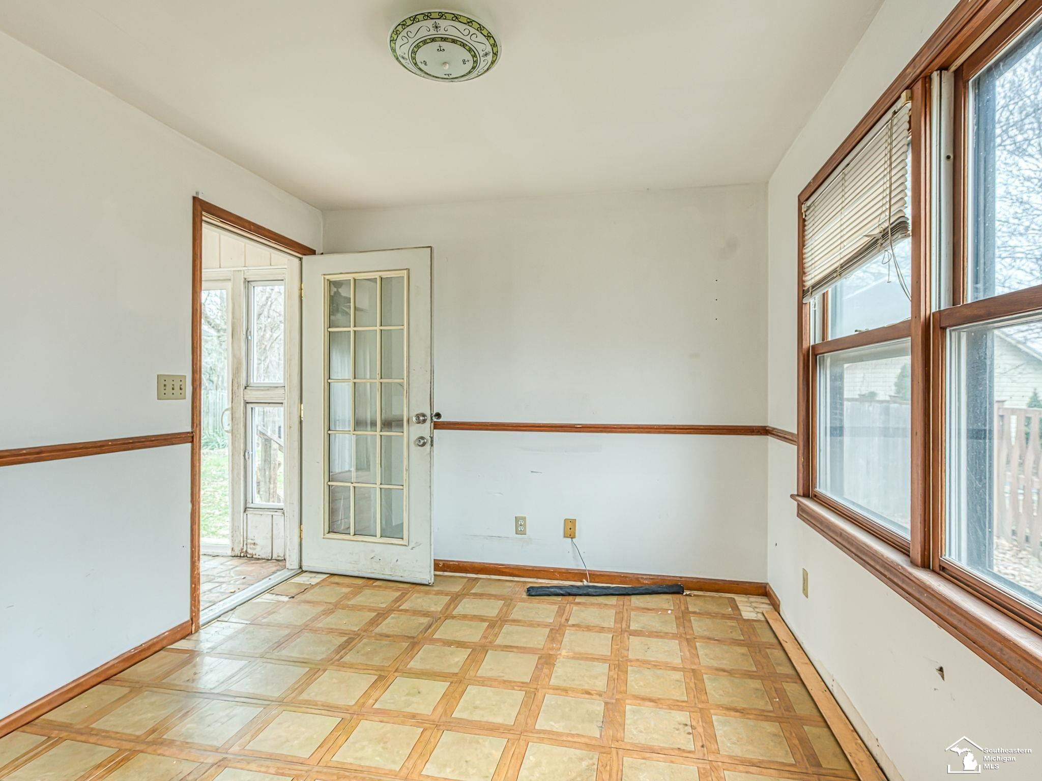 836 Lincoln Street, Jackson, MI 49202 — Photo 14