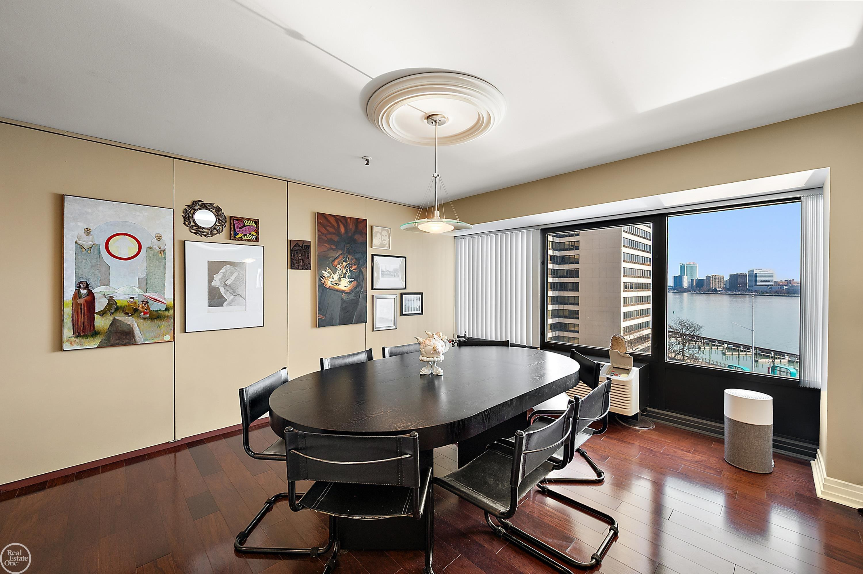1001 W Jefferson Ave Unit 7B Avenue, Bldg 300, Detroit, MI 48226 — Photo 11
