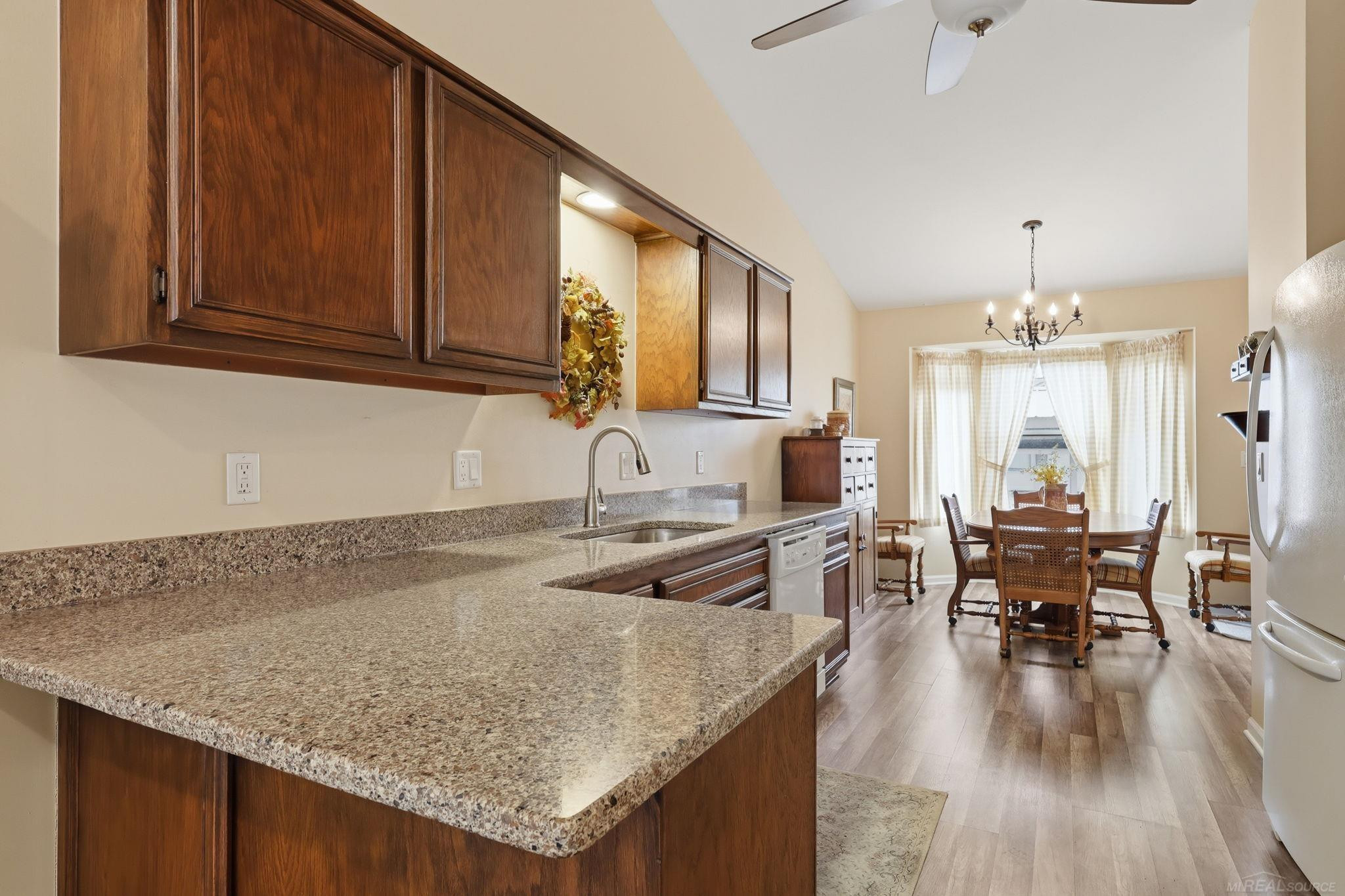 11565 Michael Drive, MI — Photo 9