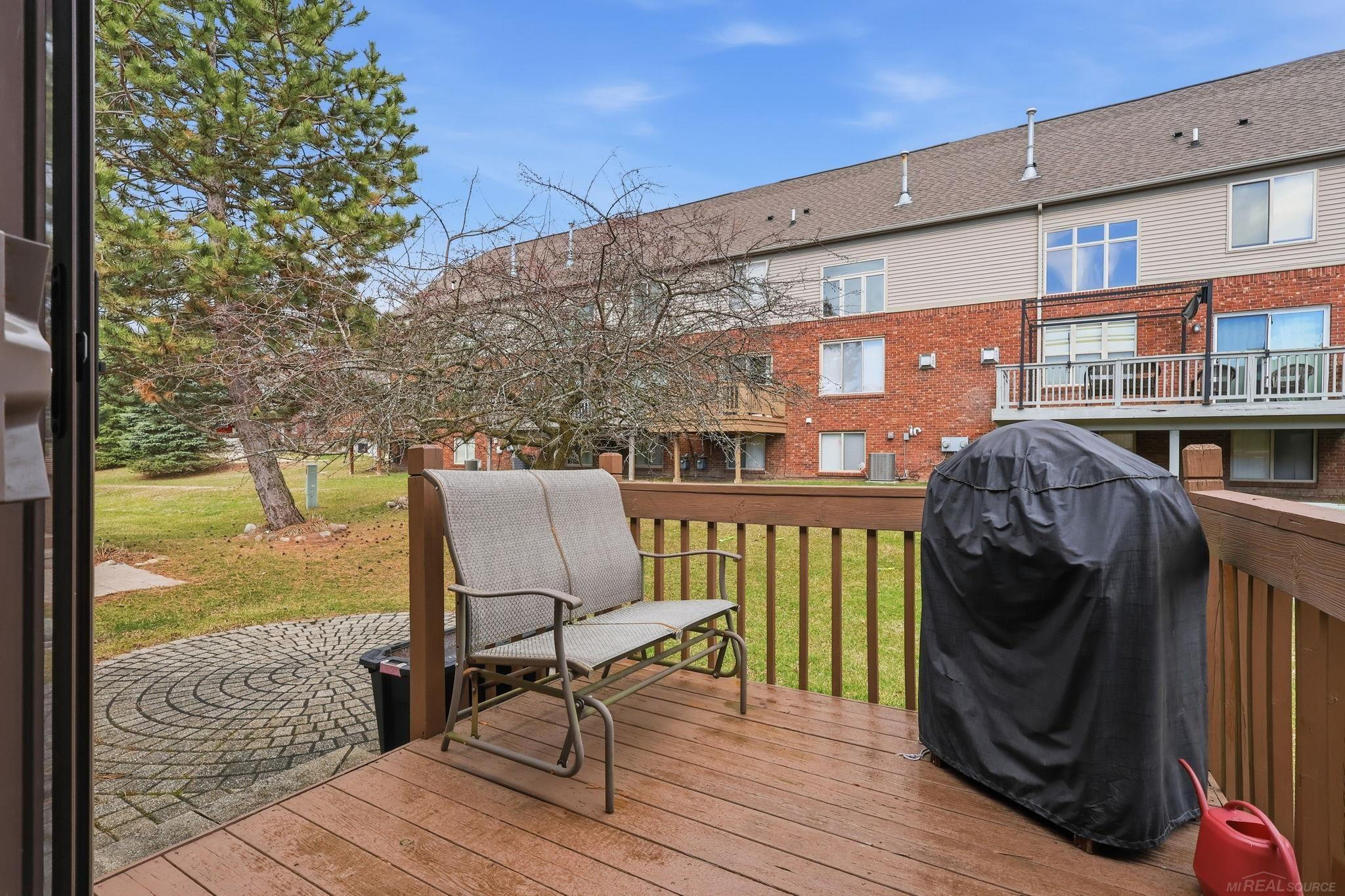 11565 Michael Drive, MI — Photo 22