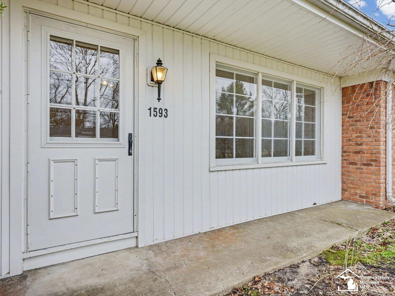 1593 Longfellow Drive, Temperance, MI 48182 — Photo 4