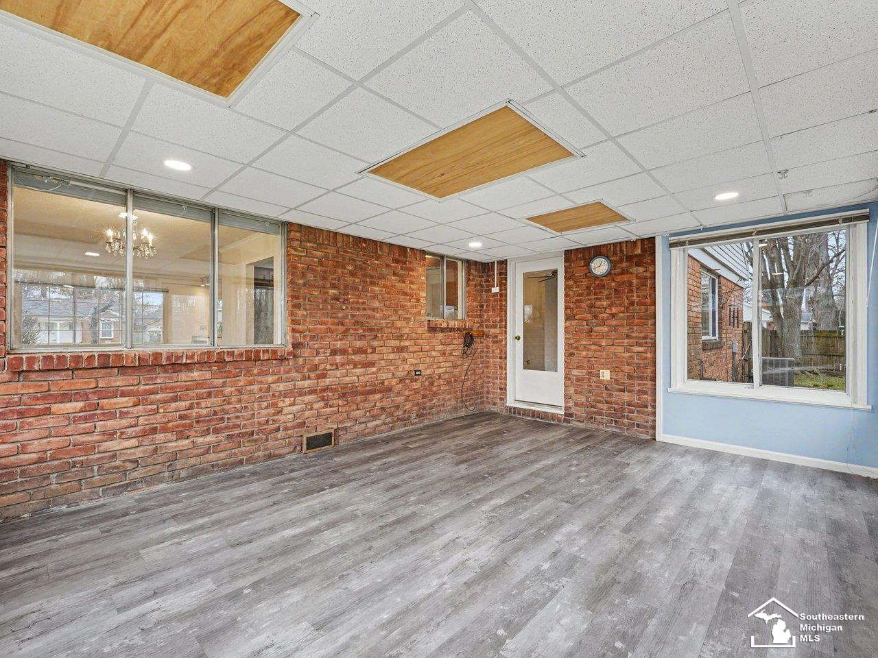 1593 Longfellow Drive, Temperance, MI 48182 — Photo 16