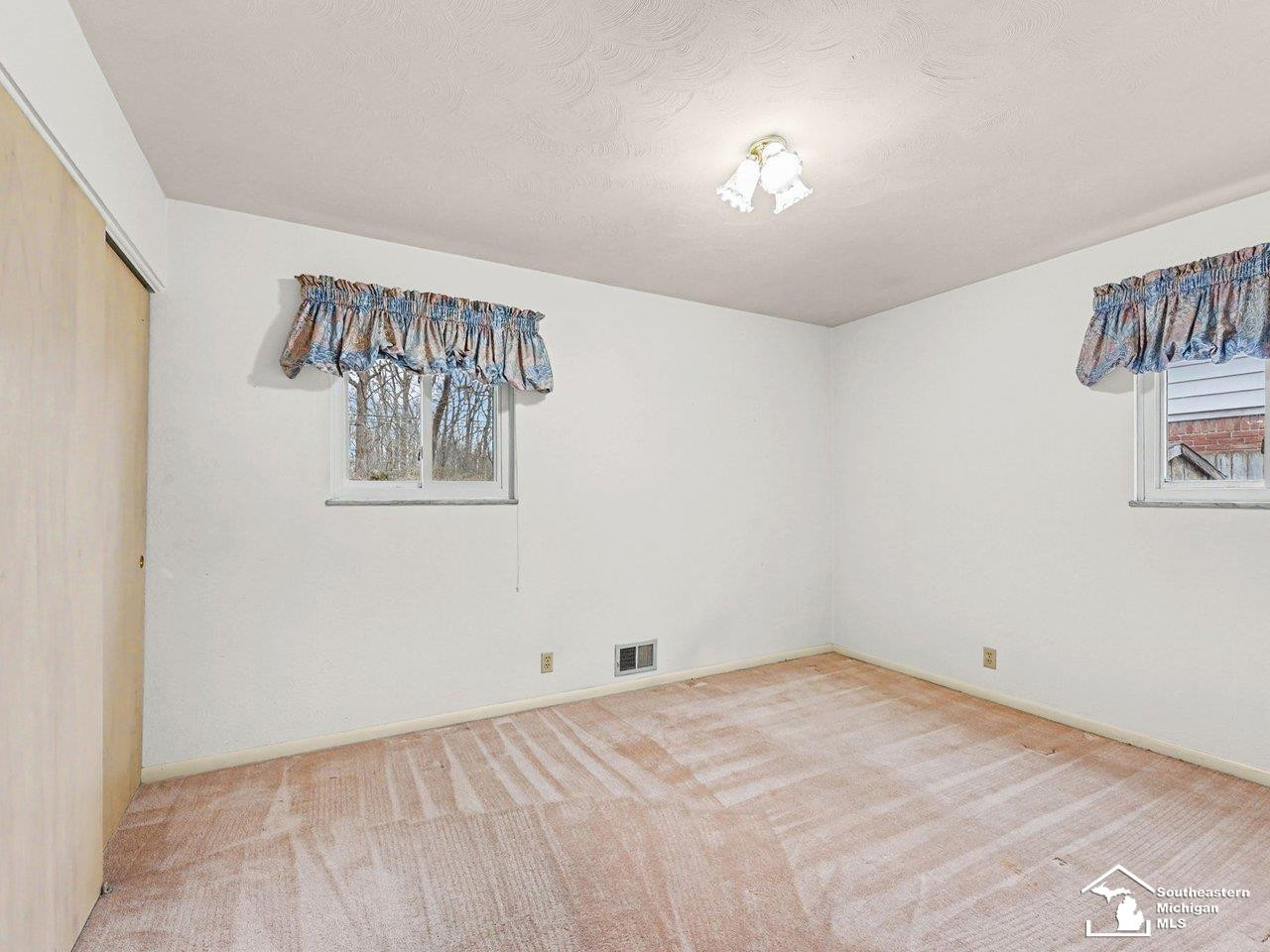 1593 Longfellow Drive, Temperance, MI 48182 — Photo 20