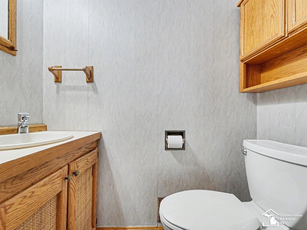 1593 Longfellow Drive, Temperance, MI 48182 — Photo 25