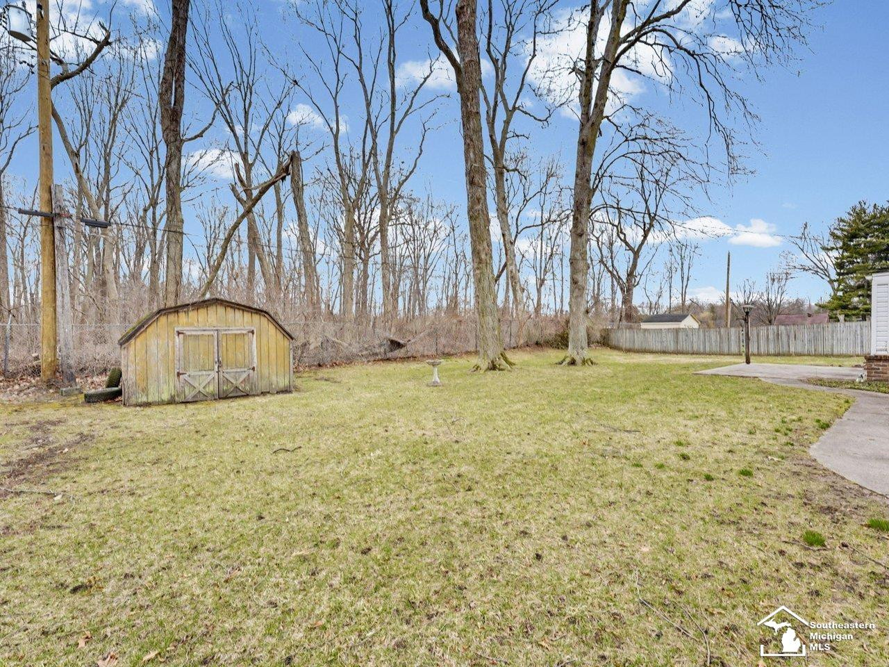 1593 Longfellow Drive, Temperance, MI 48182 — Photo 30