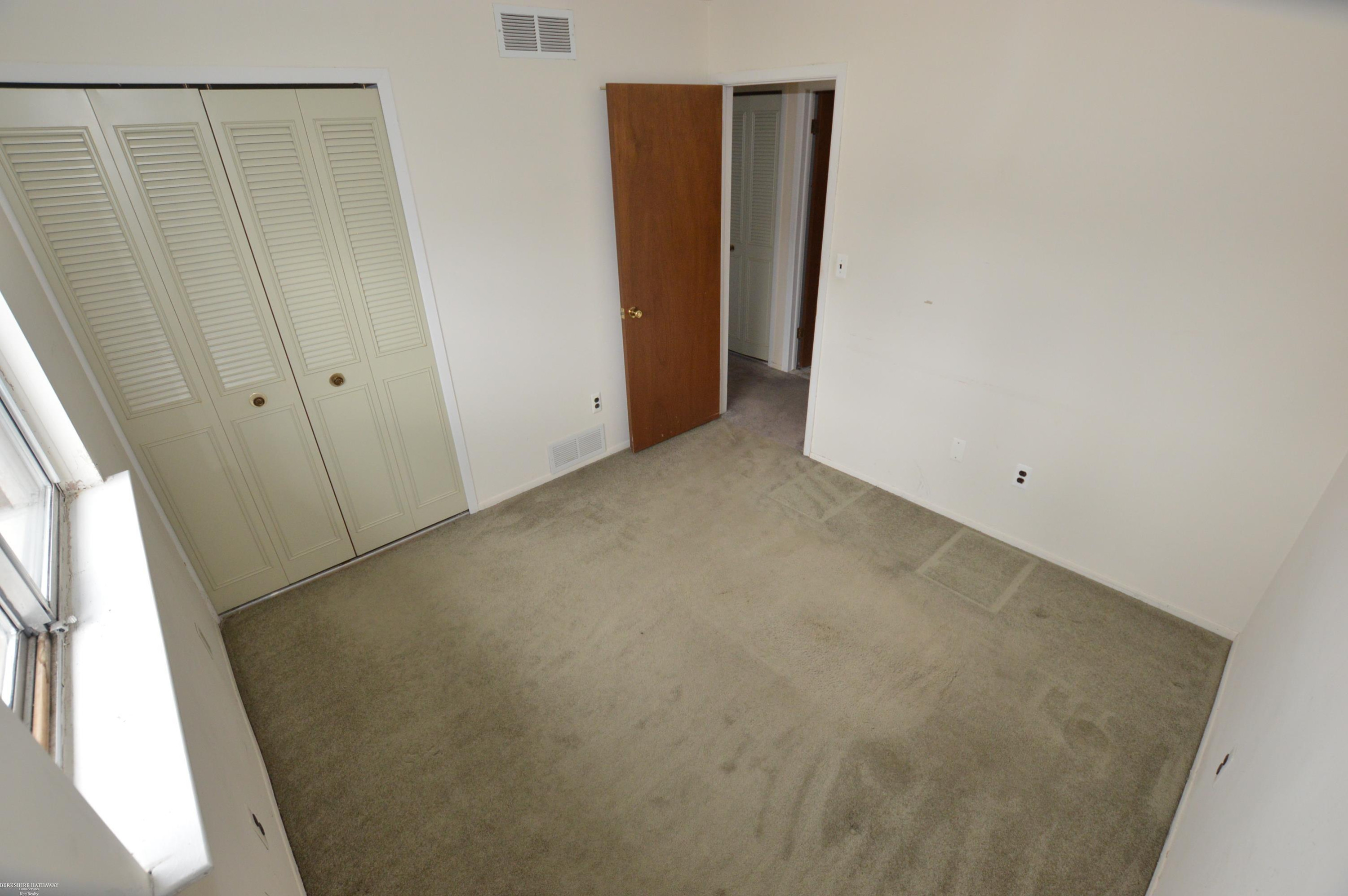 32610 Valley Dr Drive, 134, Warren, MI 48093 — Photo 15