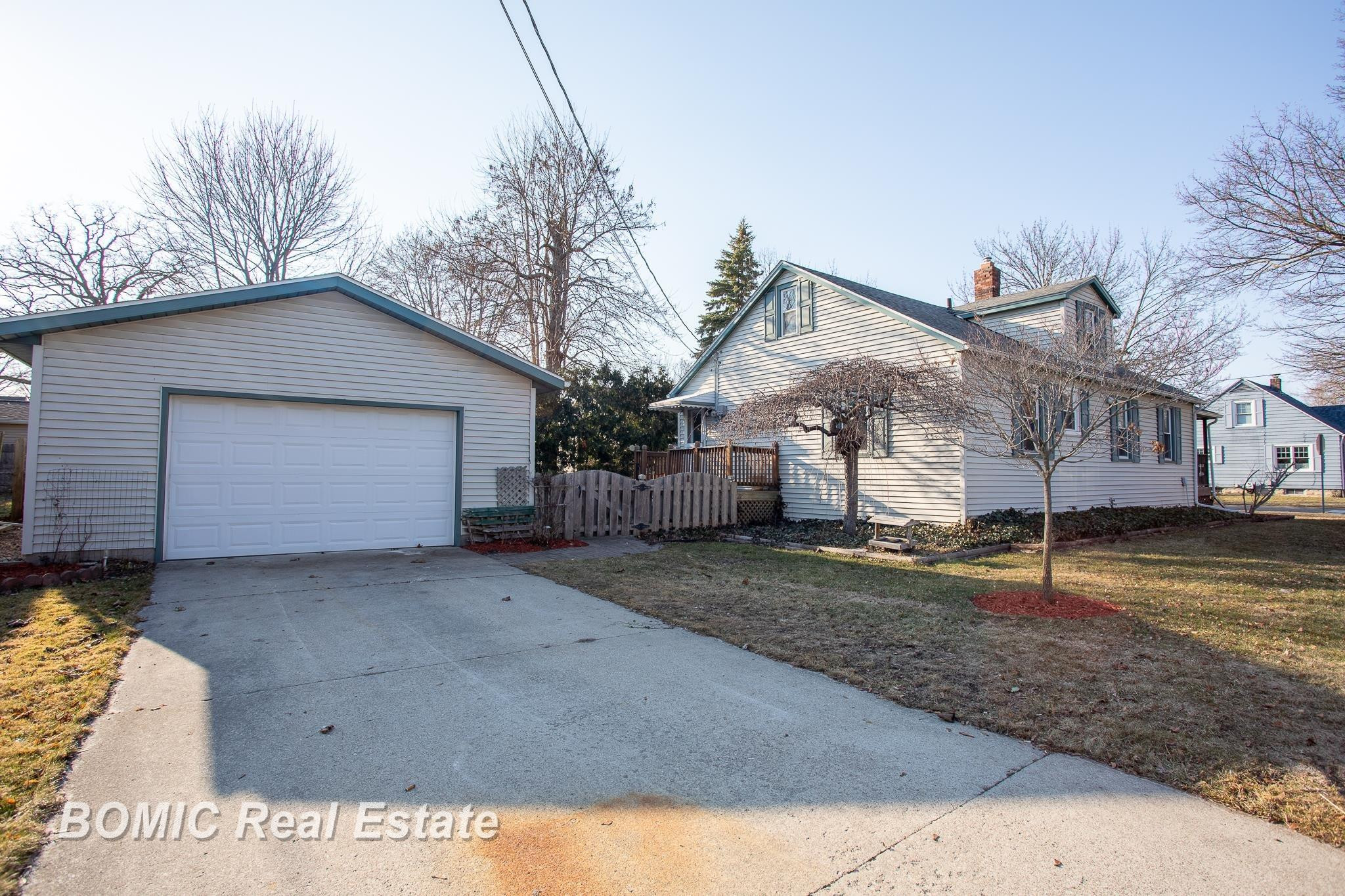 1110 Dunbar Street, Essexville, MI 48732 — Photo 4