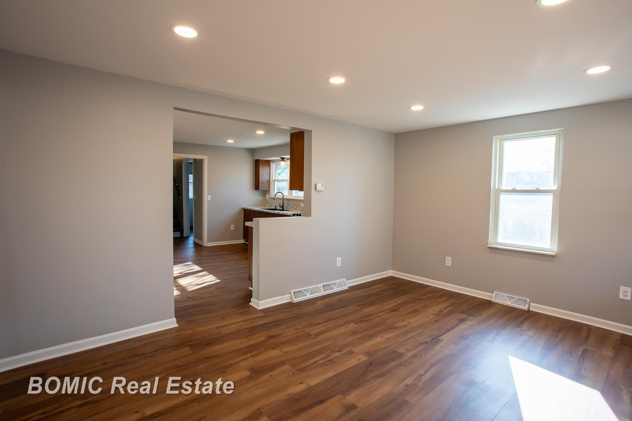 1110 Dunbar Street, Essexville, MI 48732 — Photo 12