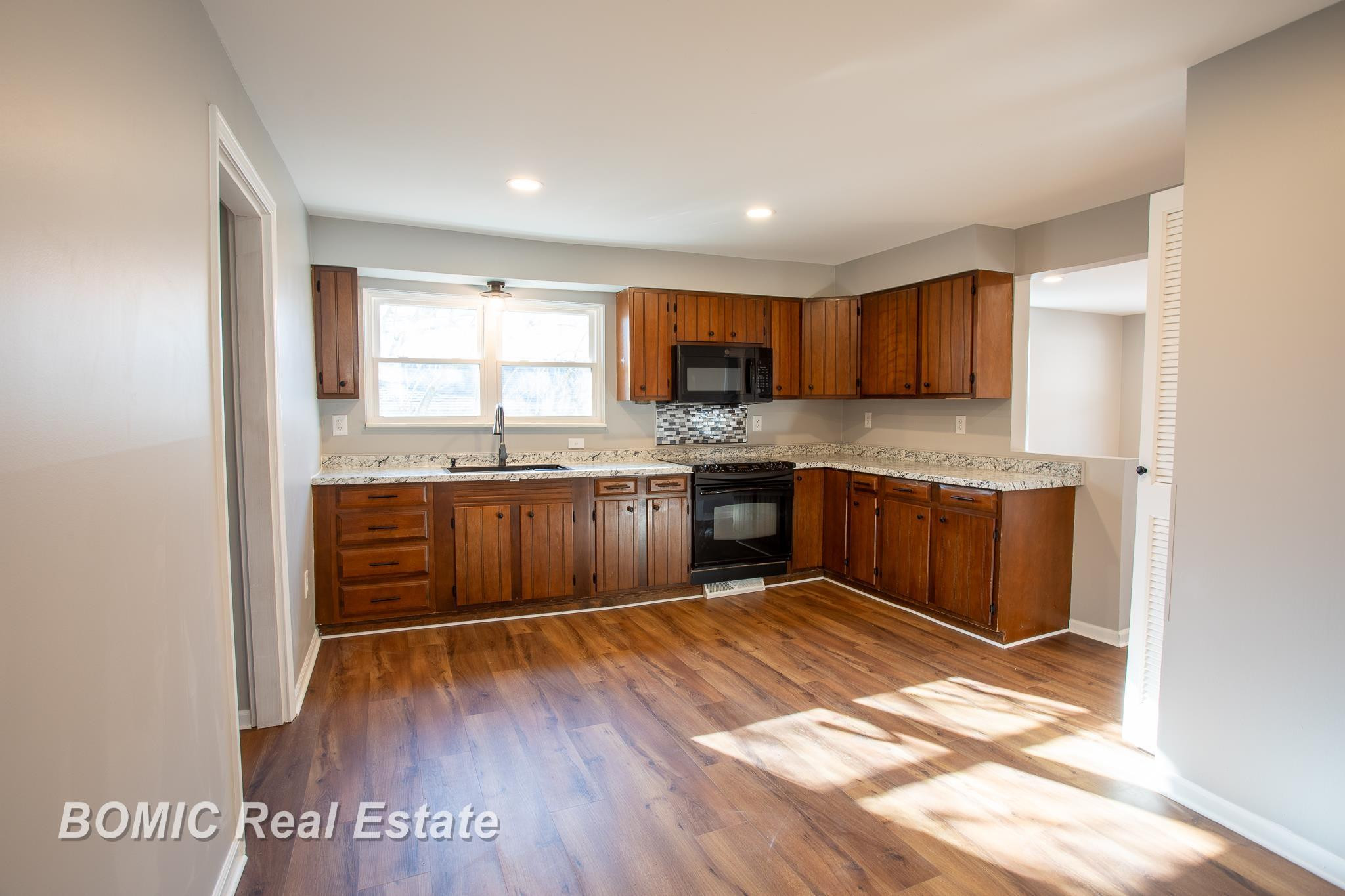 1110 Dunbar Street, Essexville, MI 48732 — Photo 14