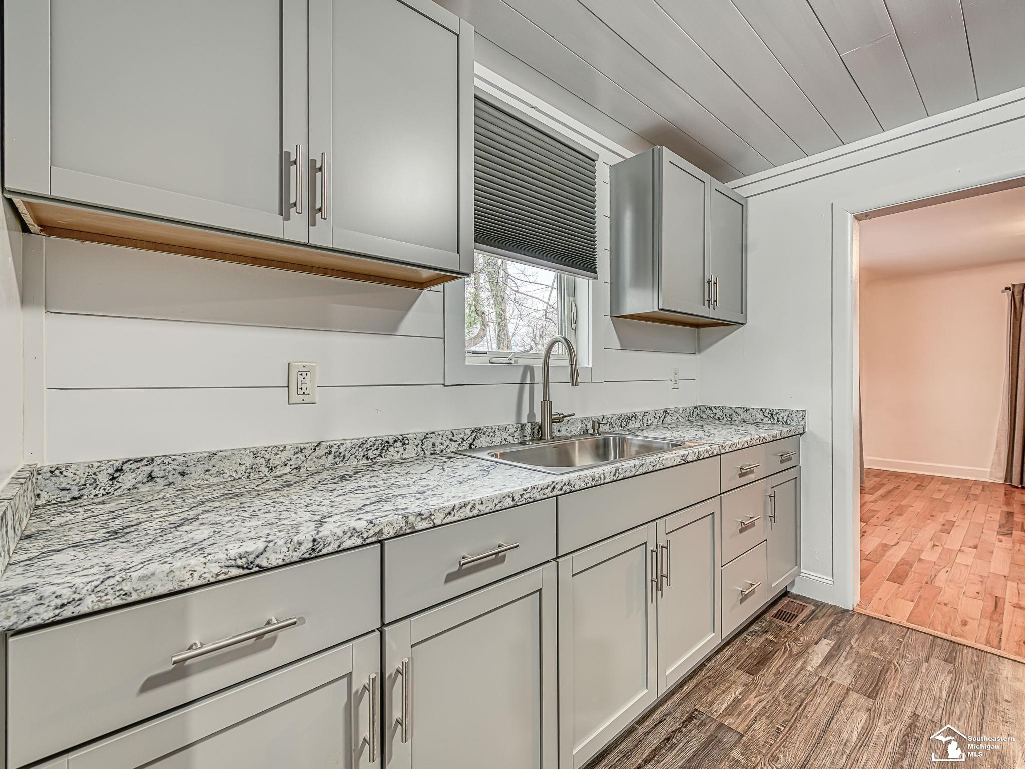 2052 Pleasantview Street, Monroe, MI 48162 — Photo 5