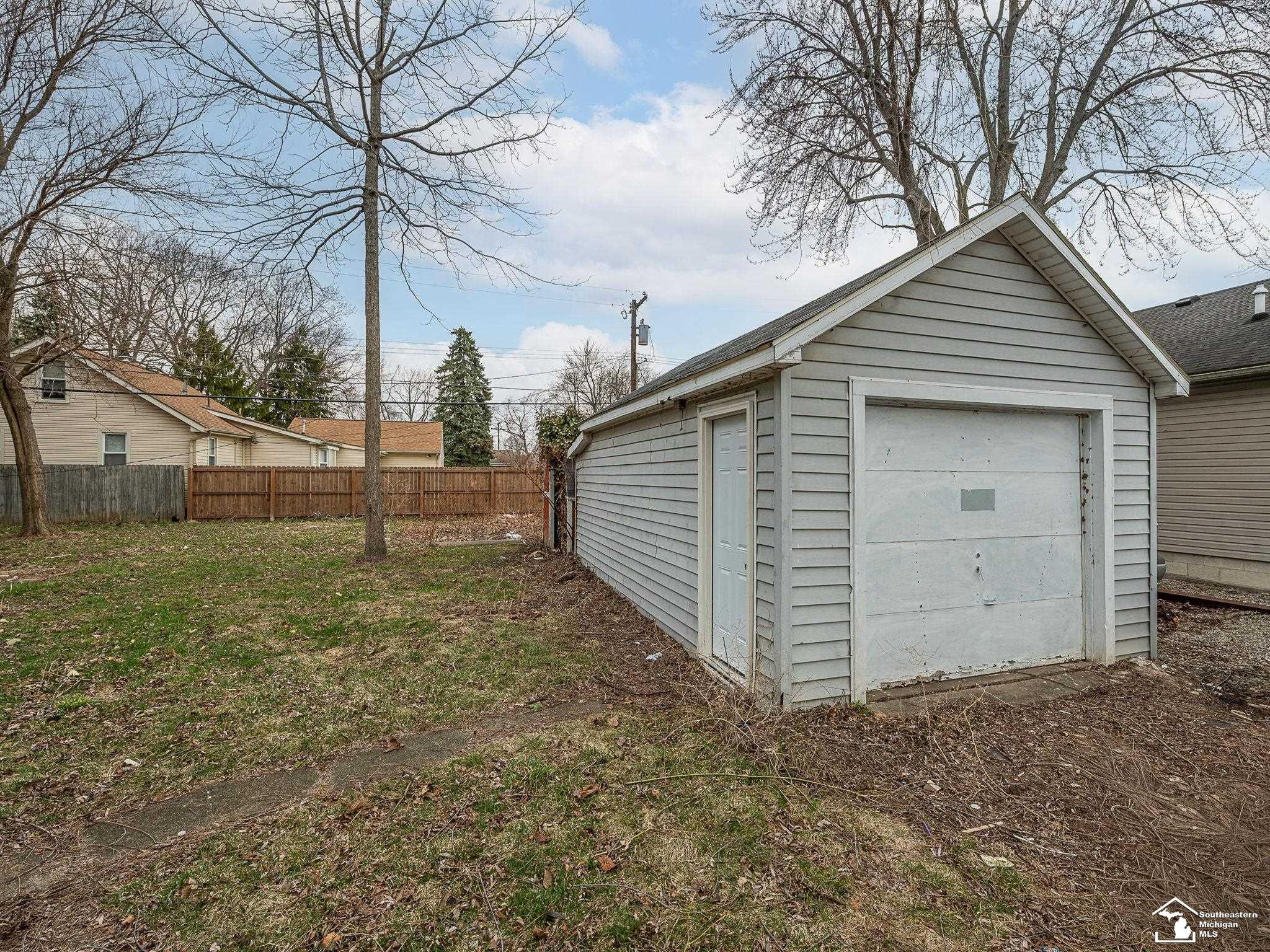 2052 Pleasantview Street, Monroe, MI 48162 — Photo 18