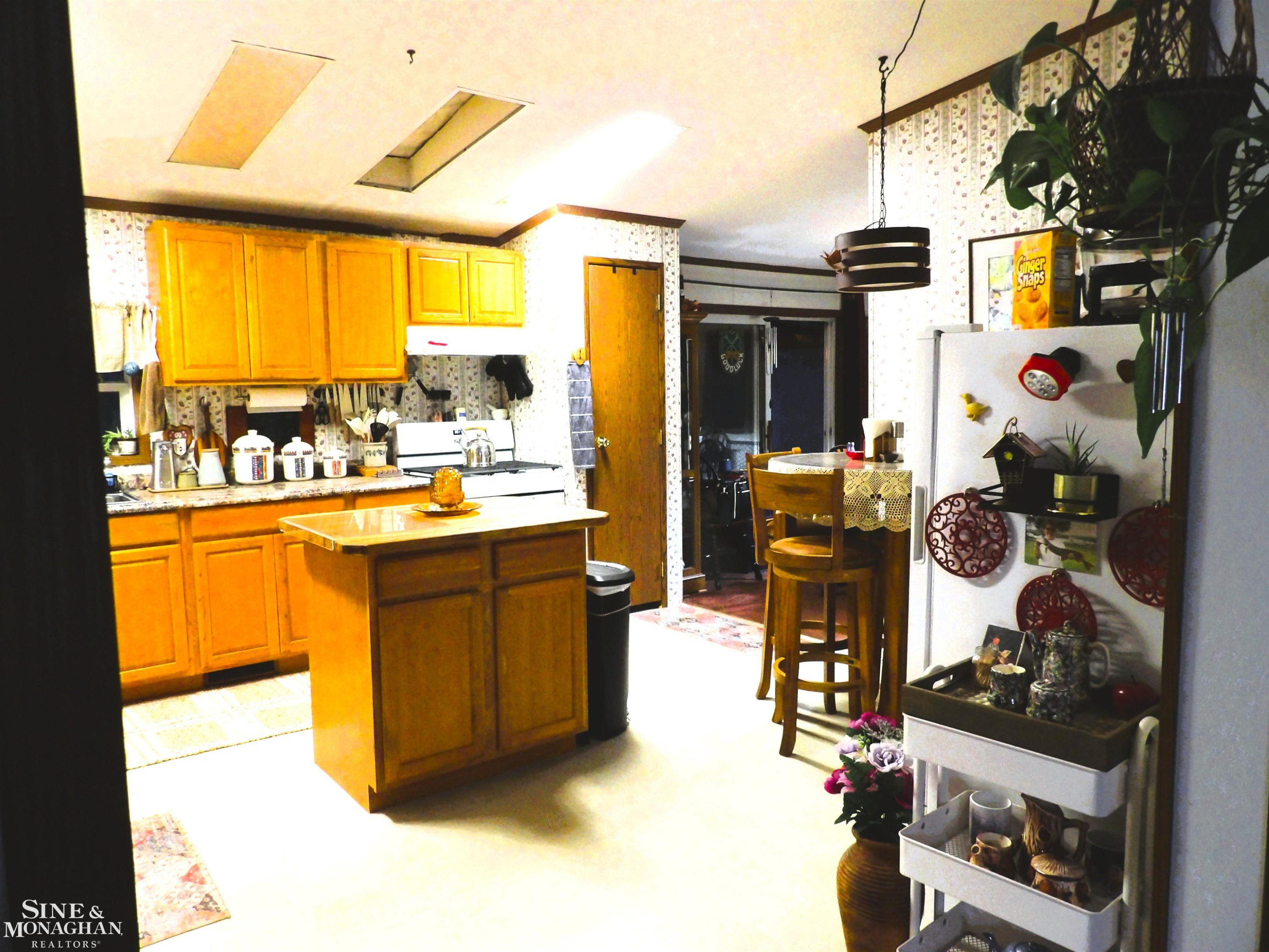 2051 W Parklane Road, White Cloud, MI 49349 — Photo 10