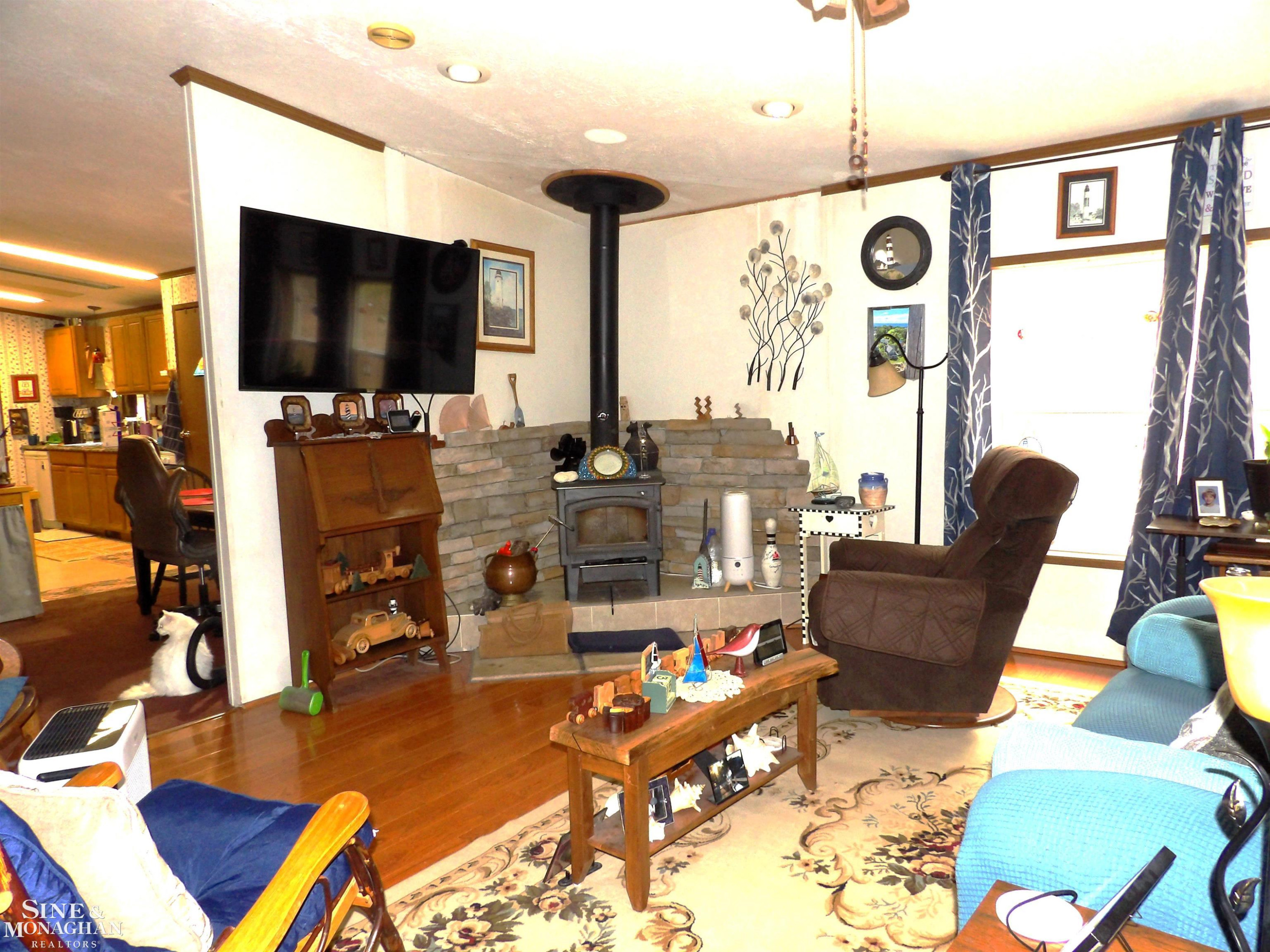 2051 W Parklane Road, White Cloud, MI 49349 — Photo 18