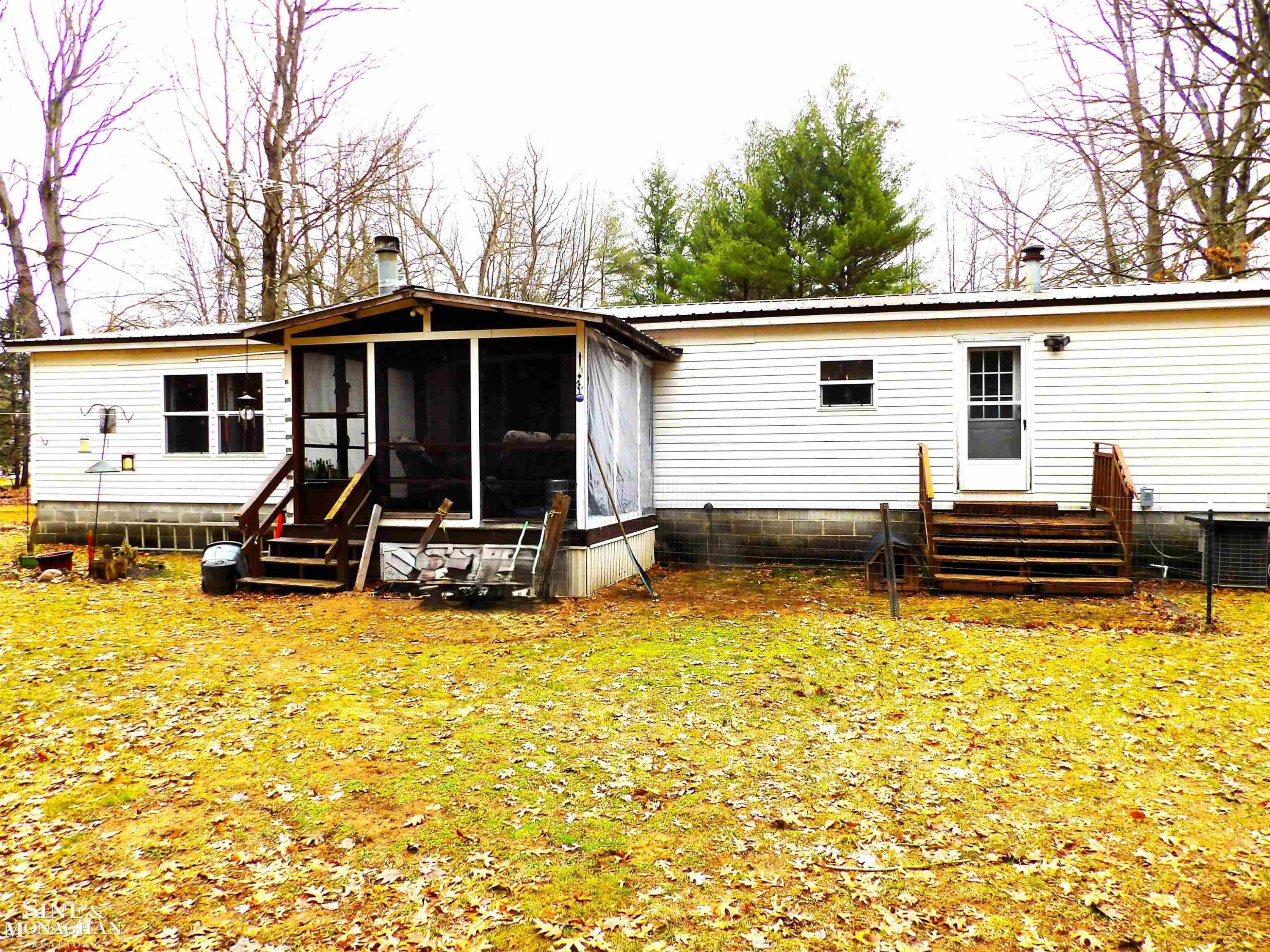 2051 W Parklane Road, White Cloud, MI 49349 — Photo 40