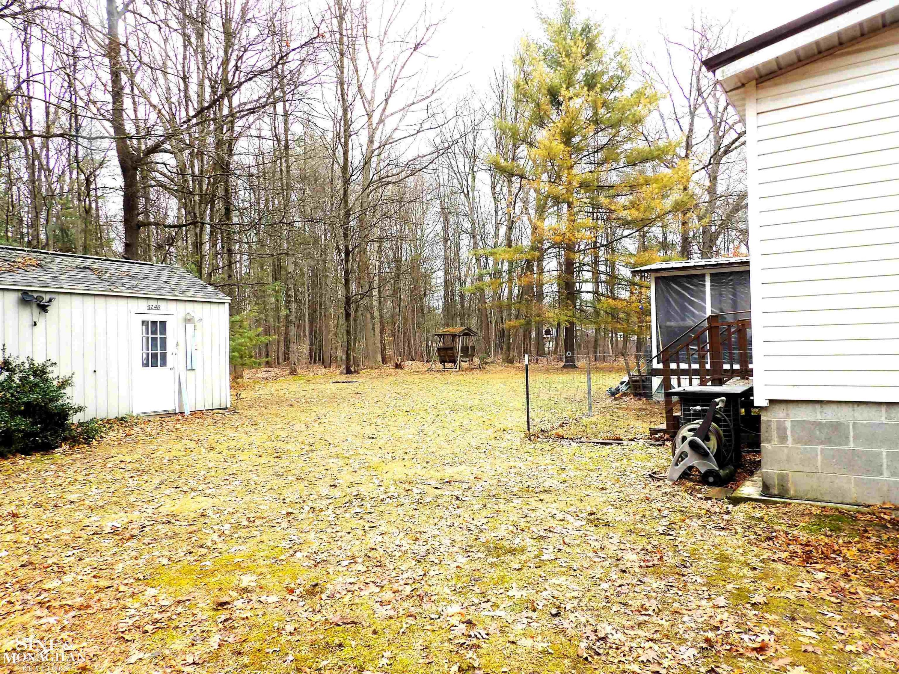 2051 W Parklane Road, White Cloud, MI 49349 — Photo 41