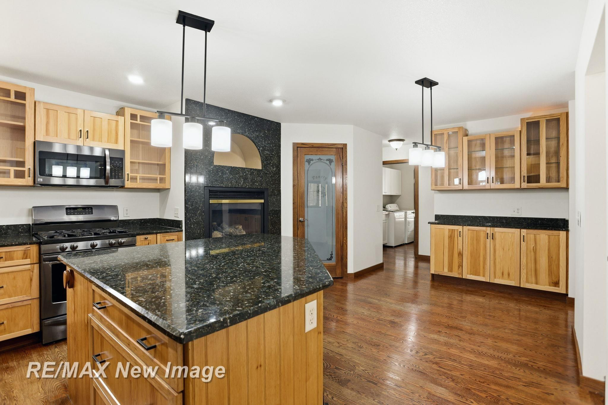 12471 Northern Woods Circle, Freeland, MI 48623 — Photo 24