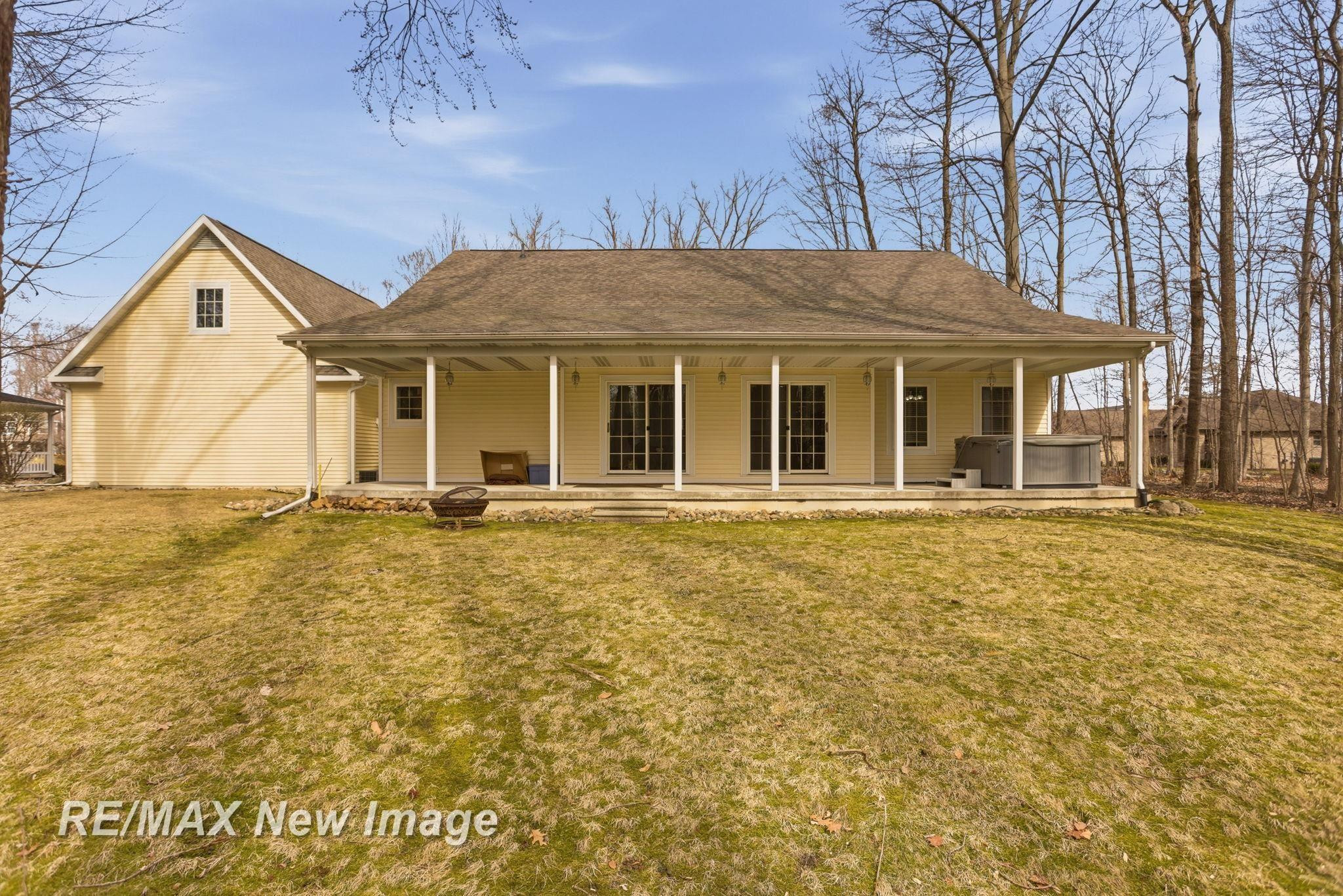 12471 Northern Woods Circle, Freeland, MI 48623 — Photo 57