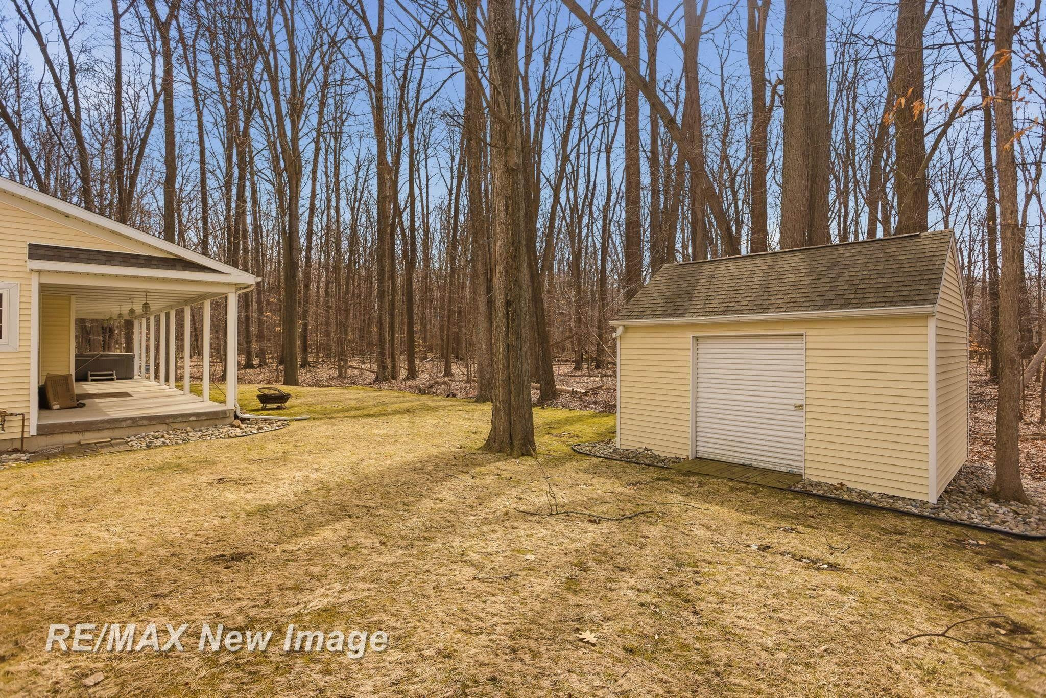 12471 Northern Woods Circle, Freeland, MI 48623 — Photo 59